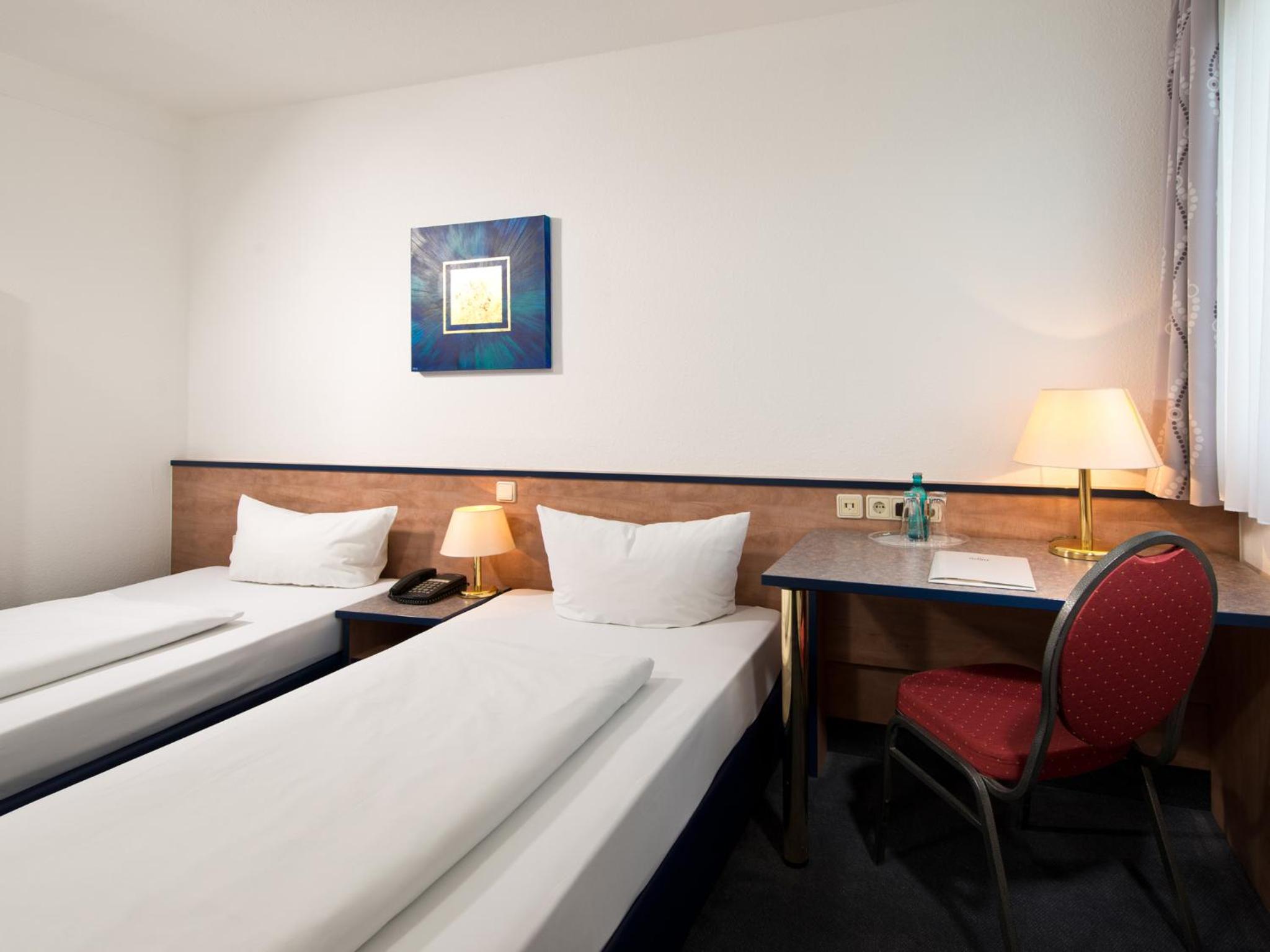 Economy Double Room - Photo 4