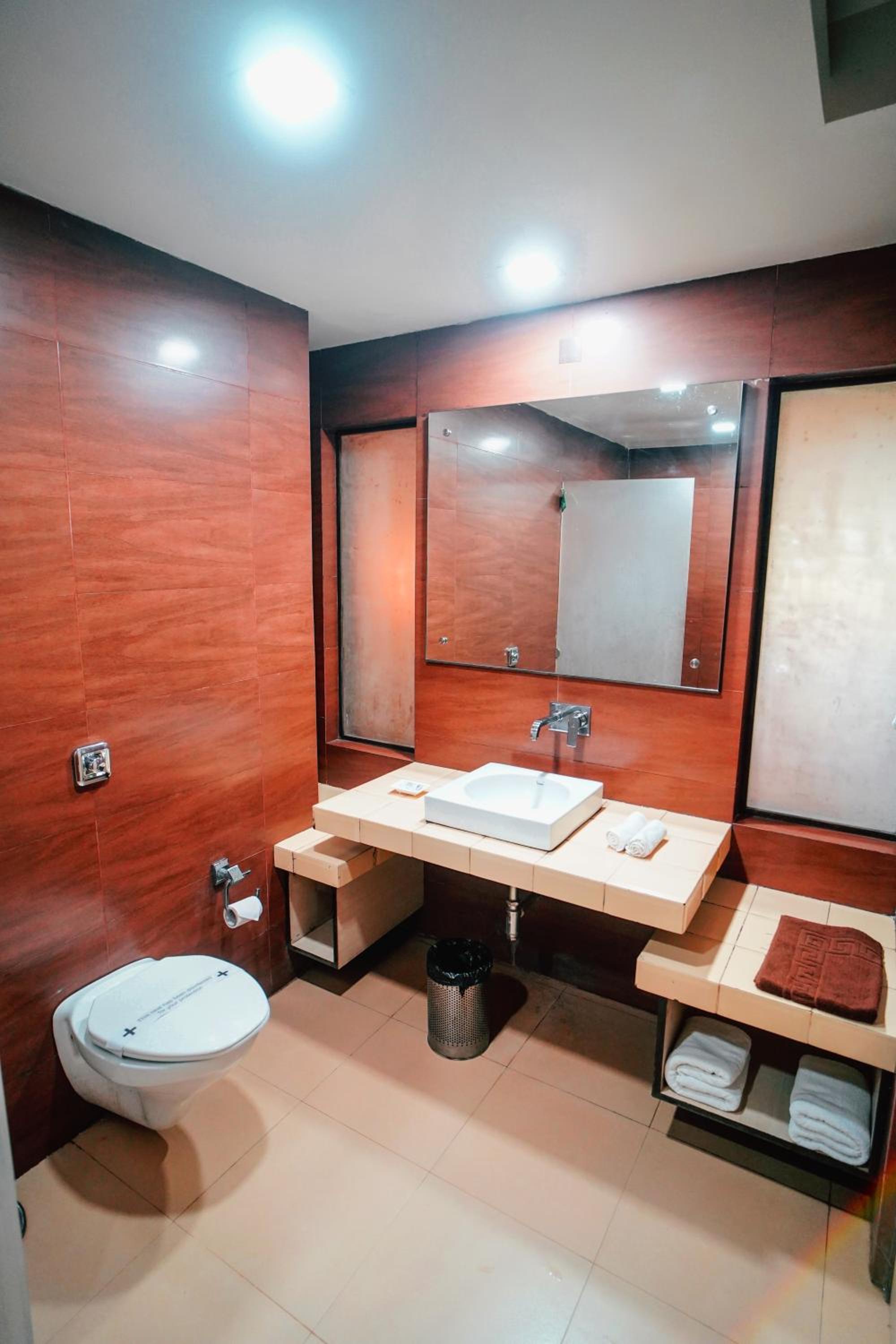 Executive Room - Photo 4