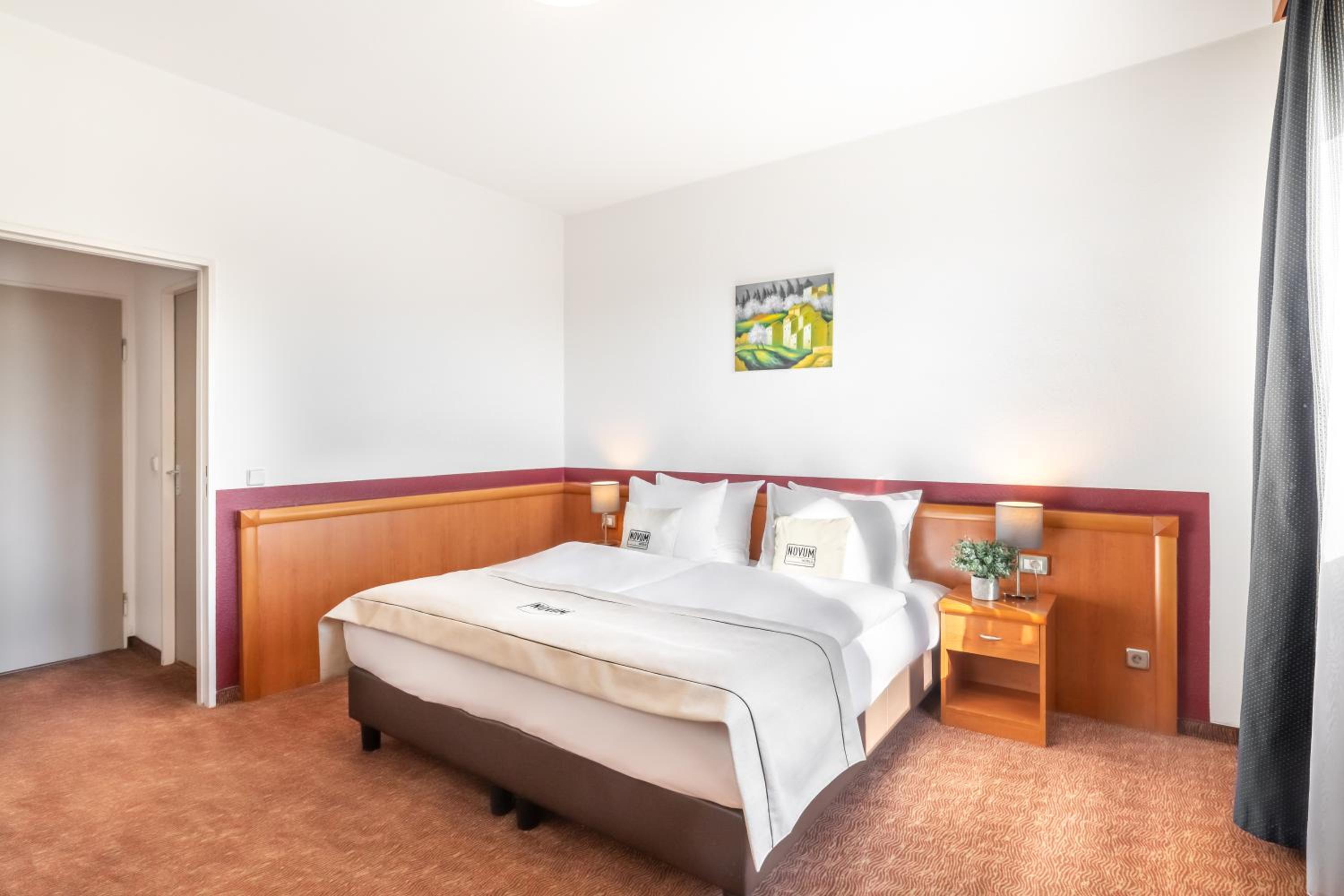 Standard Double or Twin Room photo 1