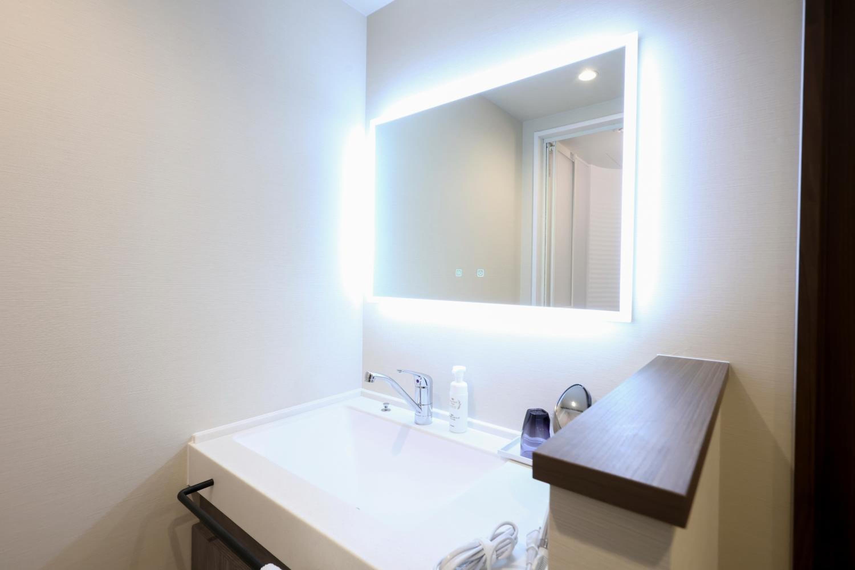 Deluxe Twin Room - Photo 2