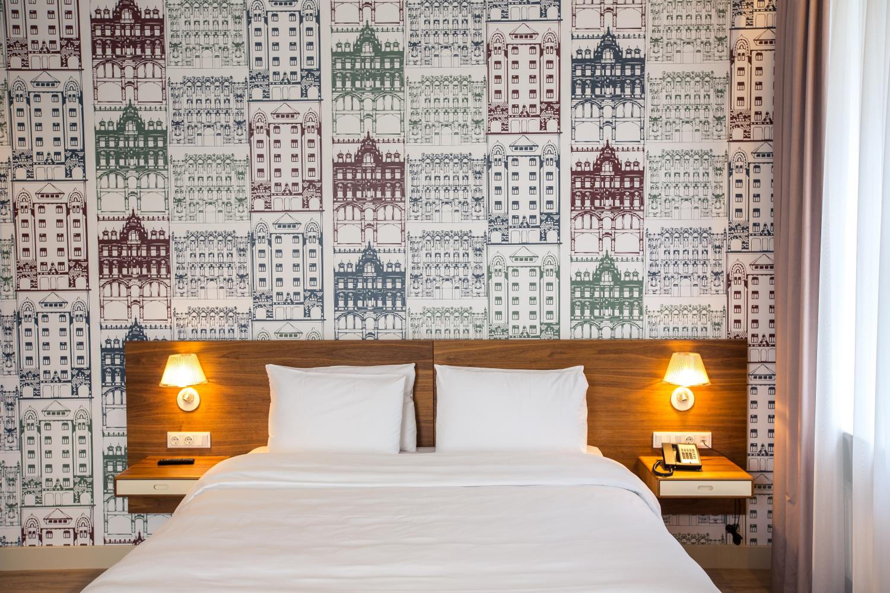 Deluxe Double Room - City Side photo 2