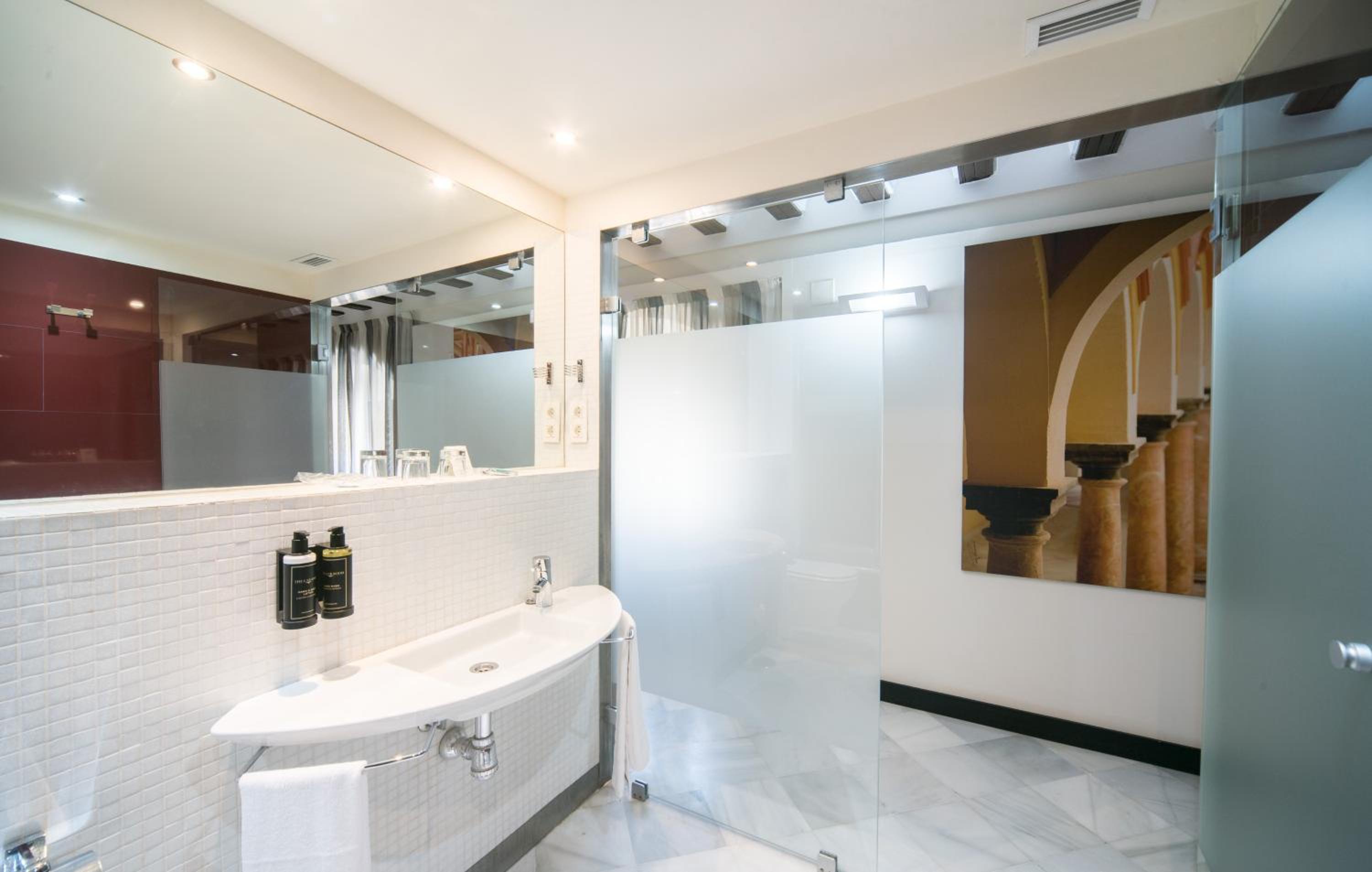 Junior Suite - Photo 2