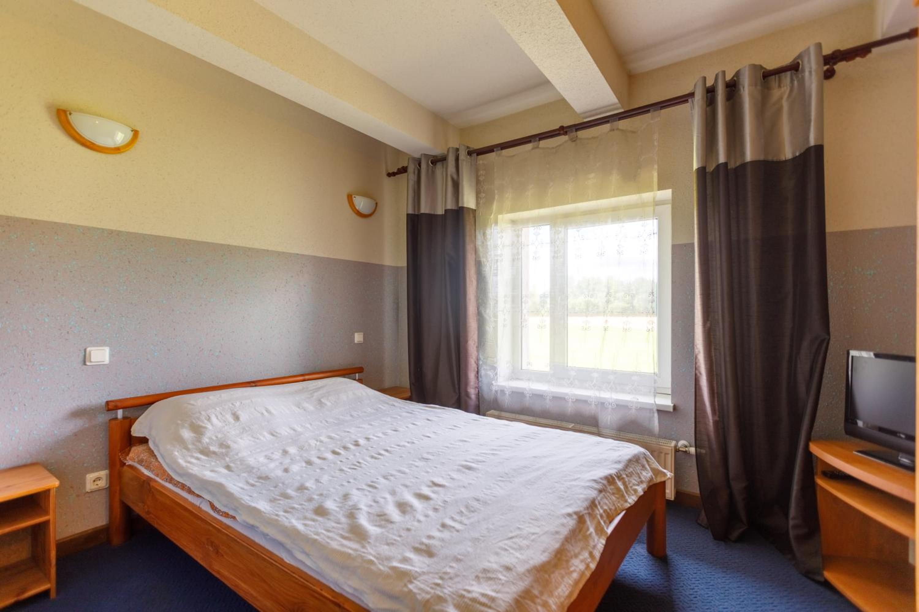 Double Room - Photo 3