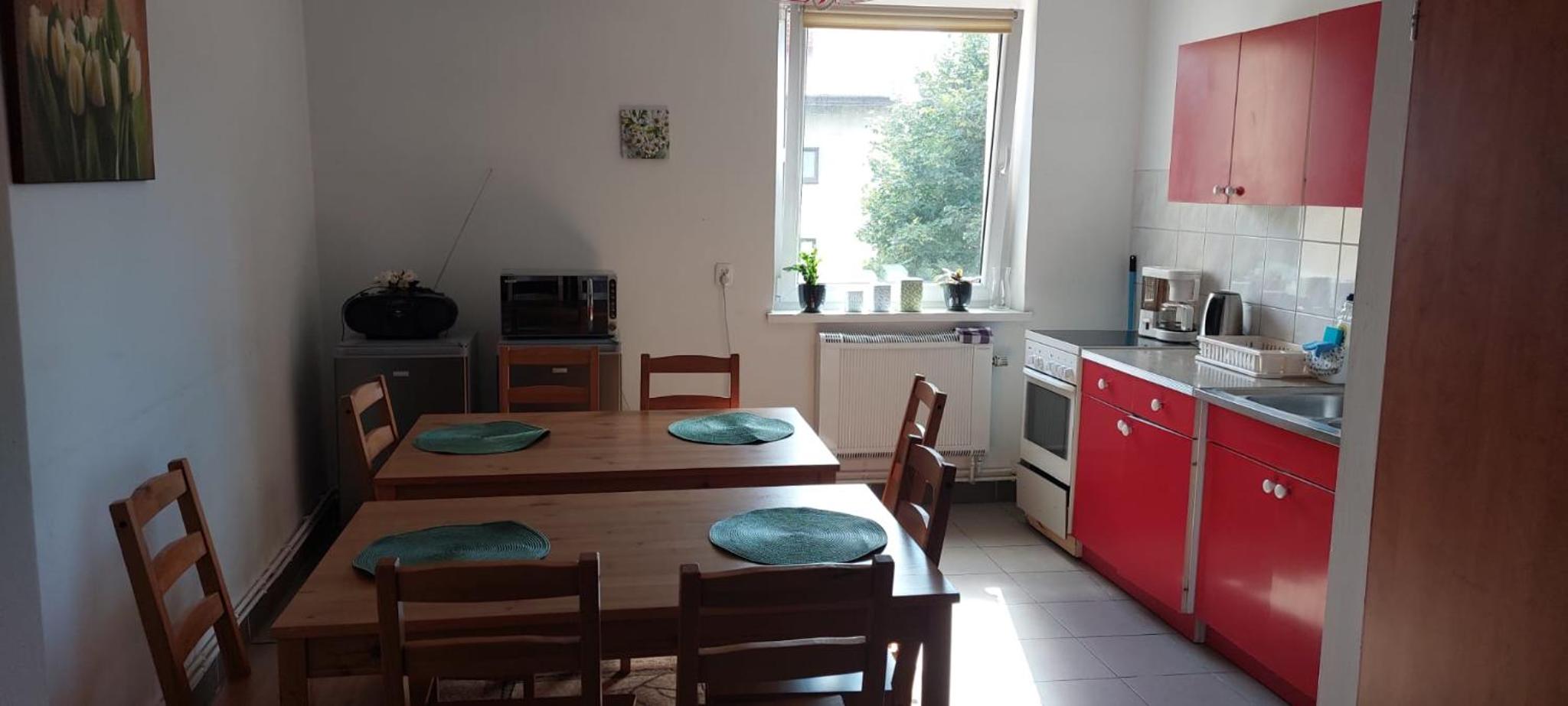 Two-Bedroom Apartment - Photo 2