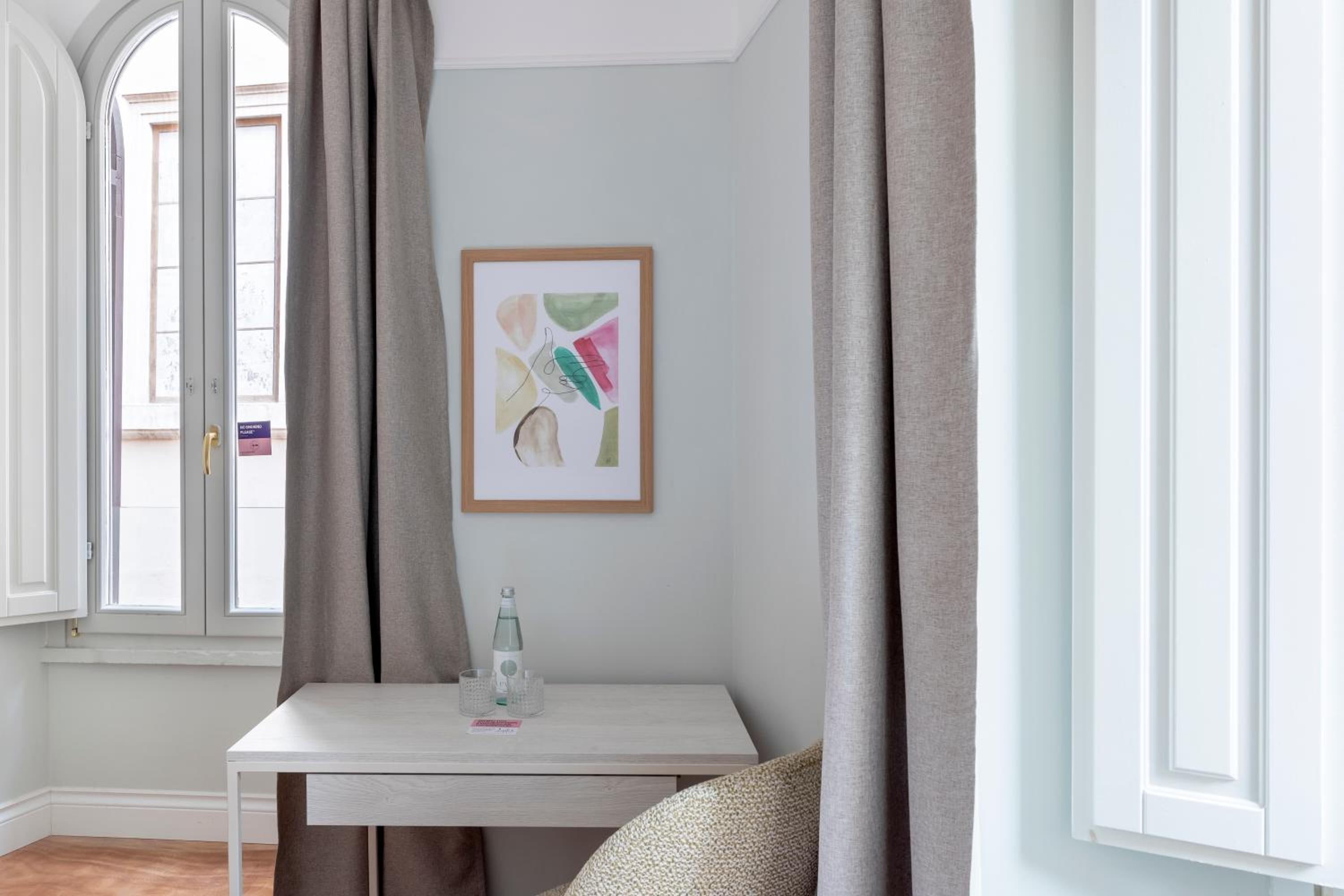Standard Room photo 2