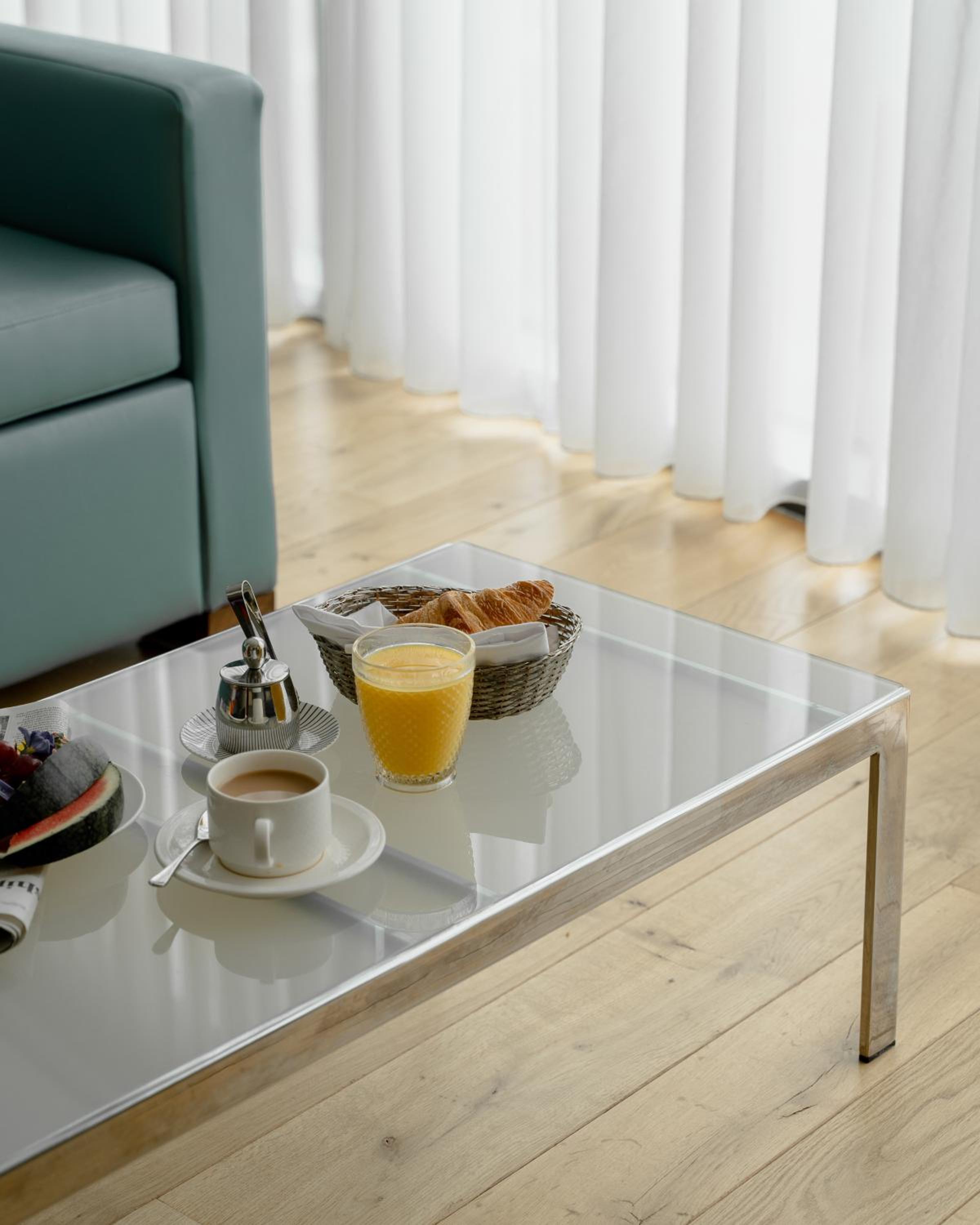 Luxury King Room - Photo 2