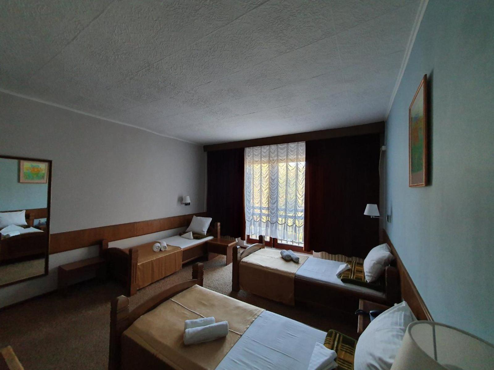 Classic Triple Room photo 2