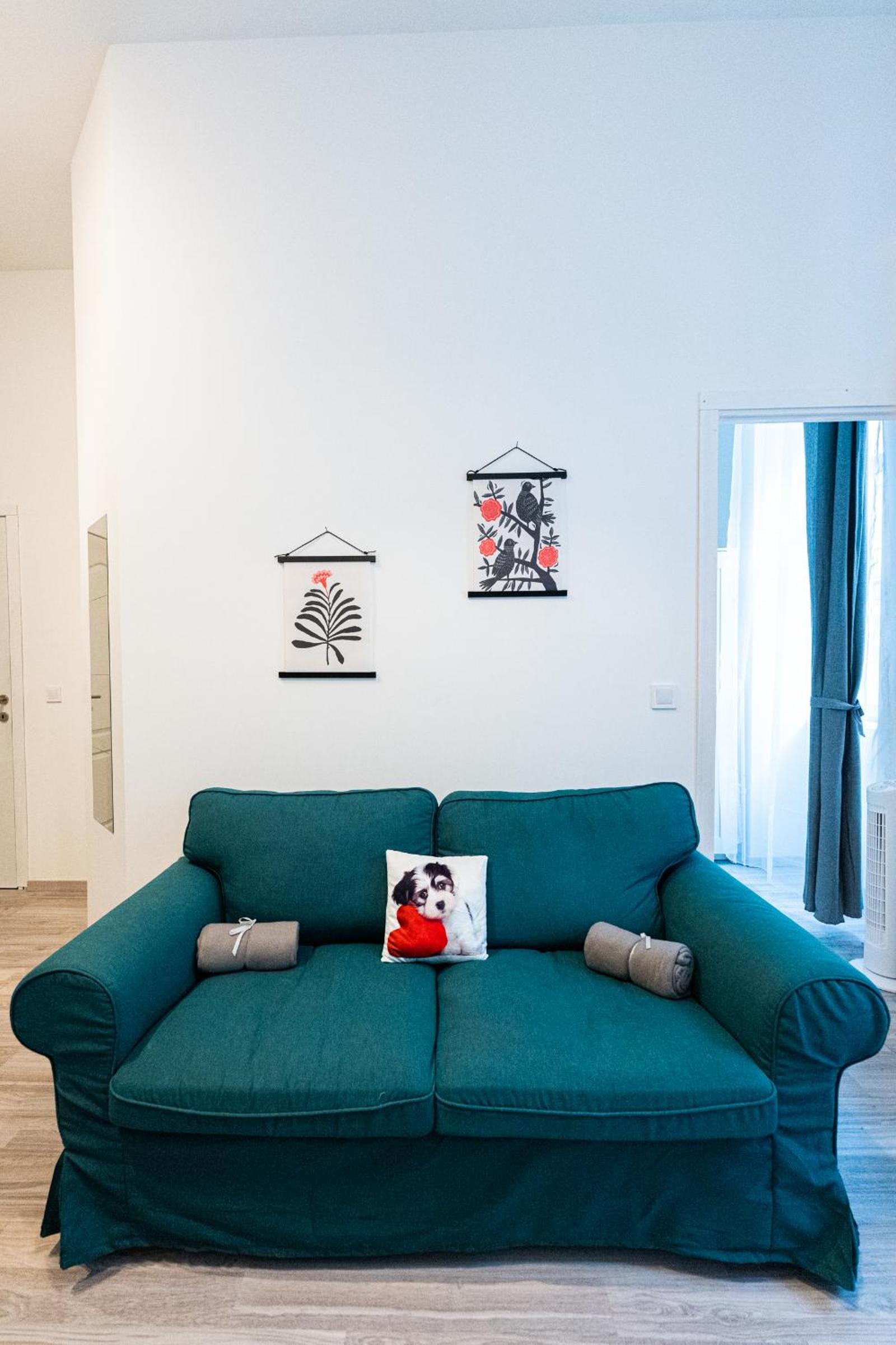 One-Bedroom Apartment