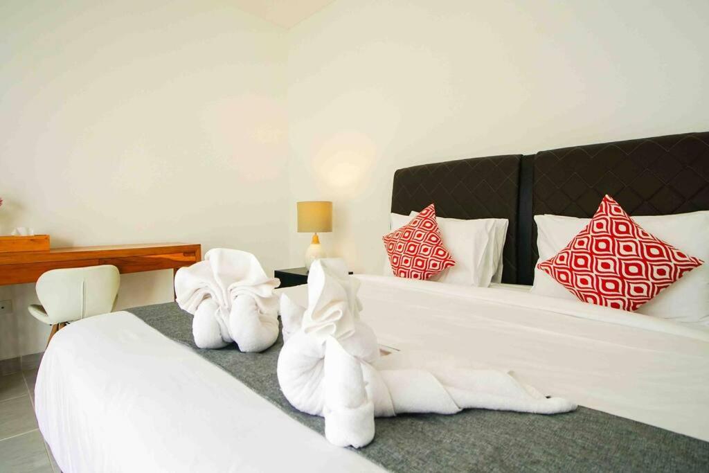 Two-Bedroom Villa - Photo 1