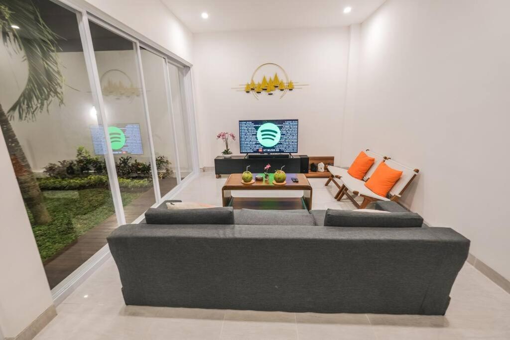Two-Bedroom Villa - Photo 20