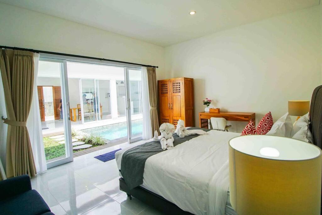Two-Bedroom Villa - Photo 16
