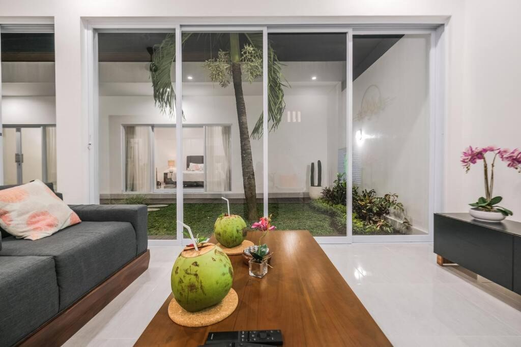 Two-Bedroom Villa - Photo 12