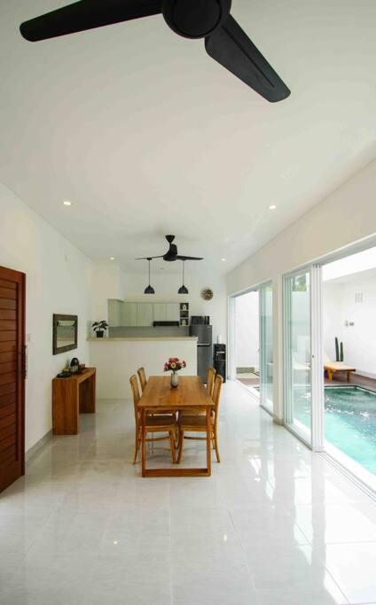 Two-Bedroom Villa - Photo 8