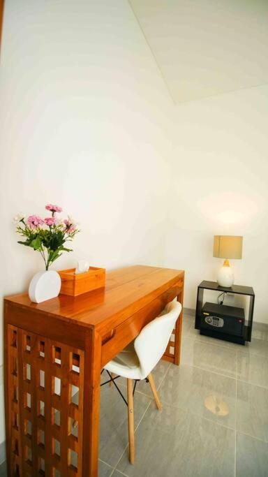 Two-Bedroom Villa - Photo 7