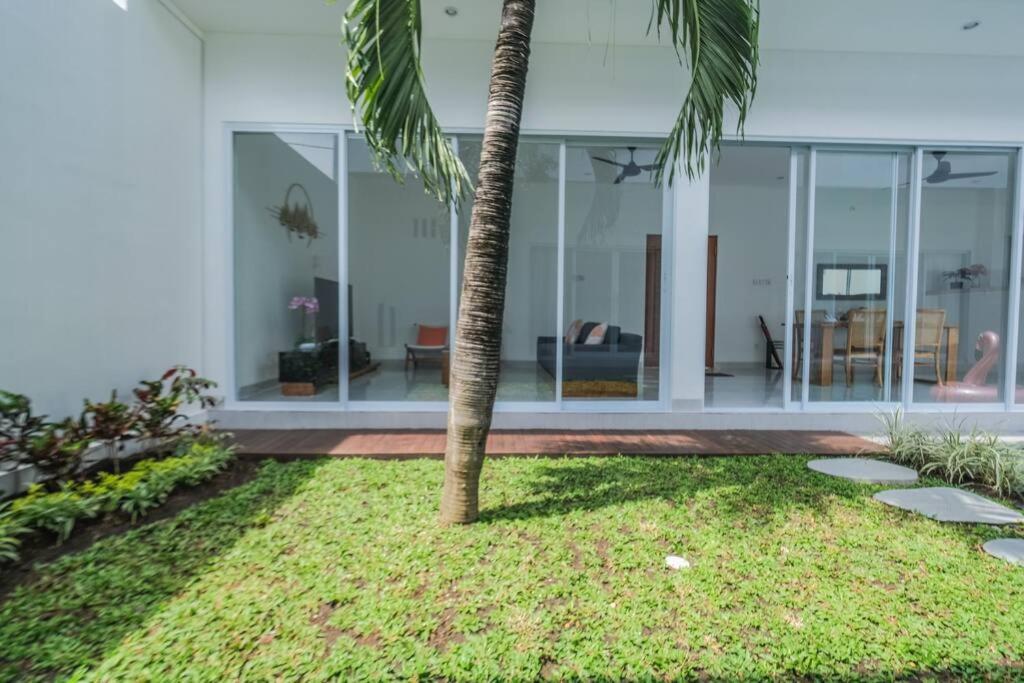 Two-Bedroom Villa - Photo 4