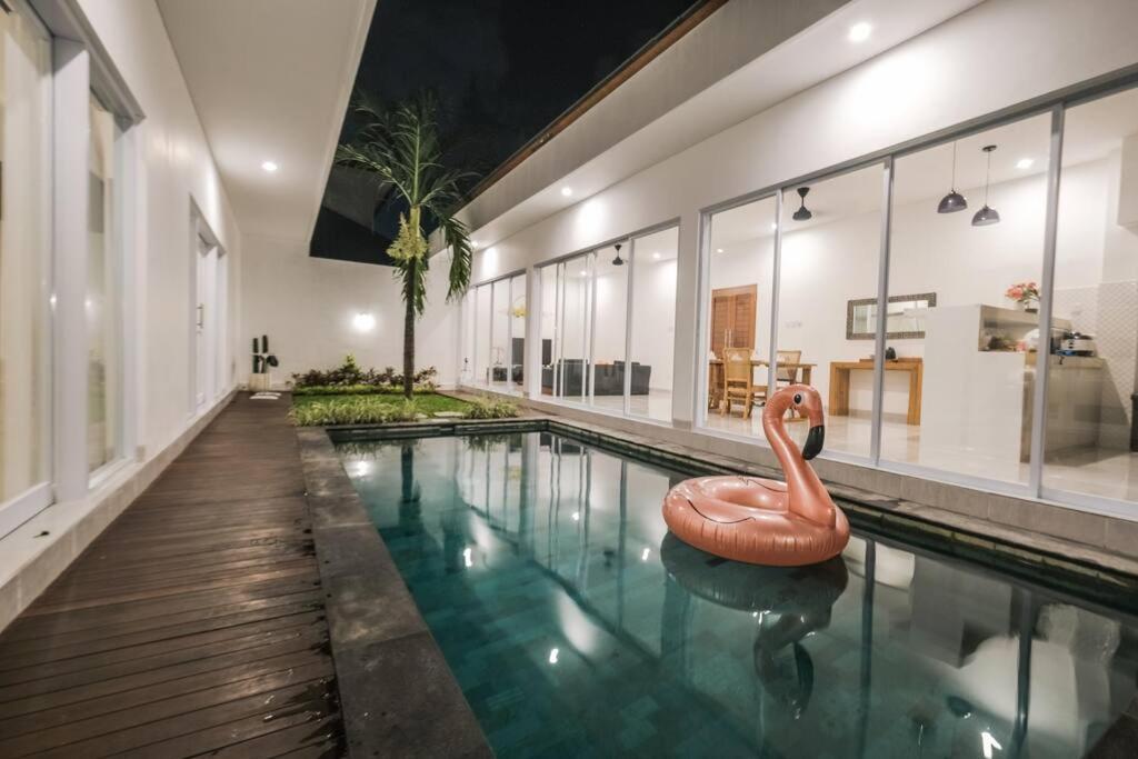 Two-Bedroom Villa - Photo 3