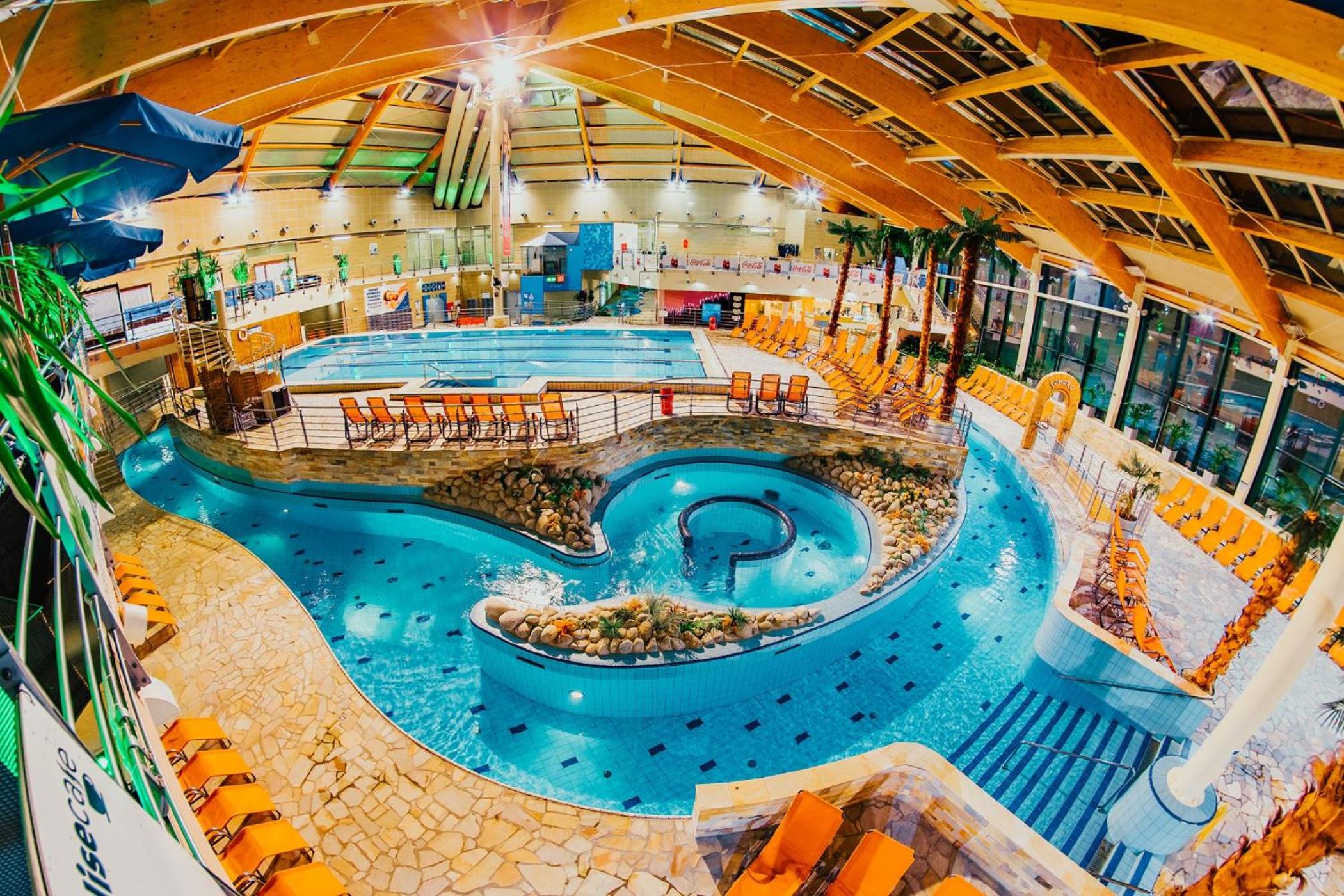 King Suite with waterpark Access ( 2 Adults + 2 Children), photo 6