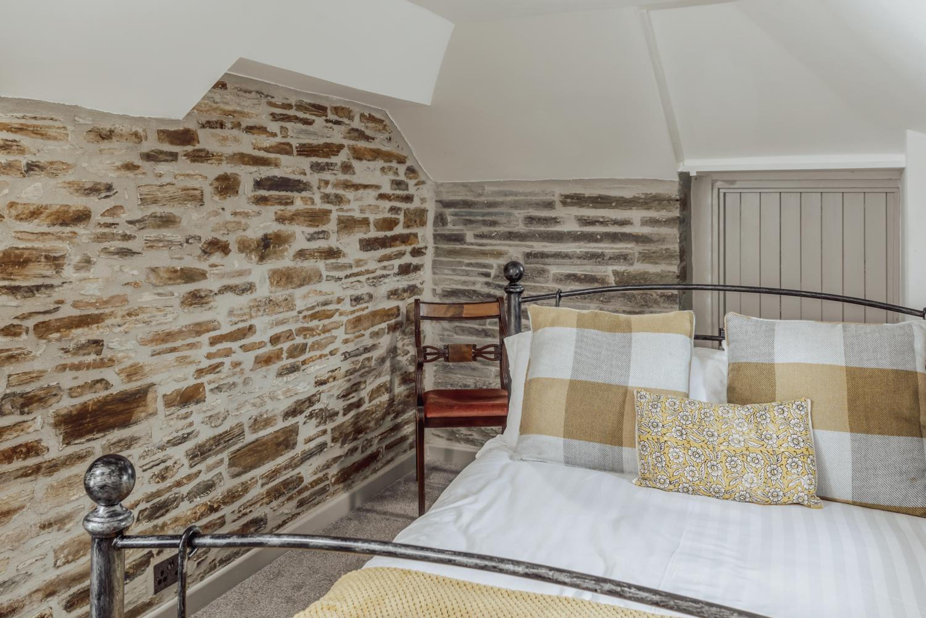 Double Room - Photo 3