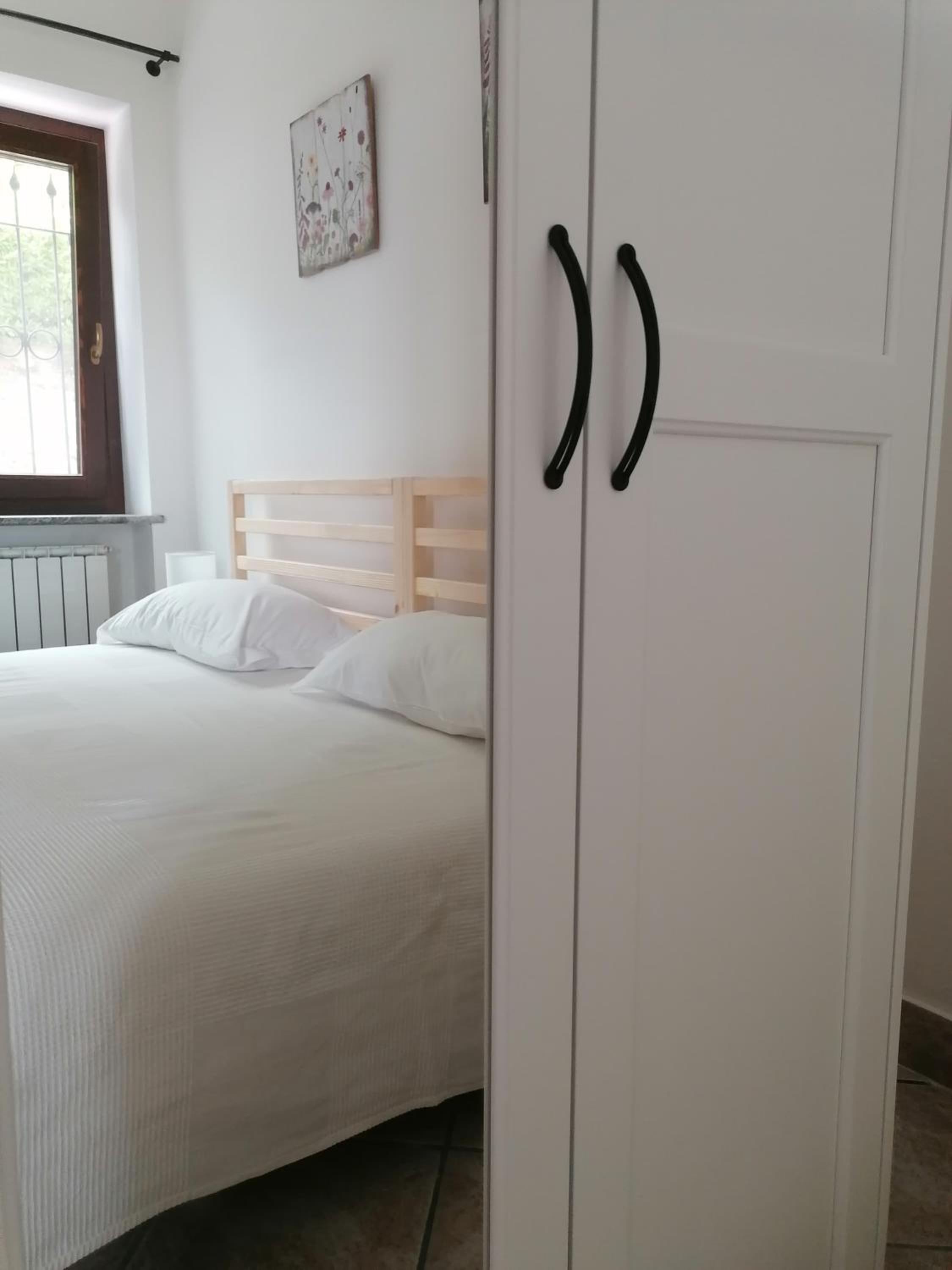 Double Room - Photo 5
