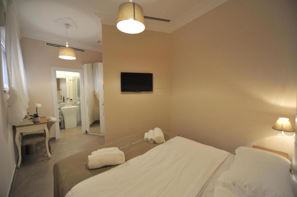 Economy Double or Twin Room