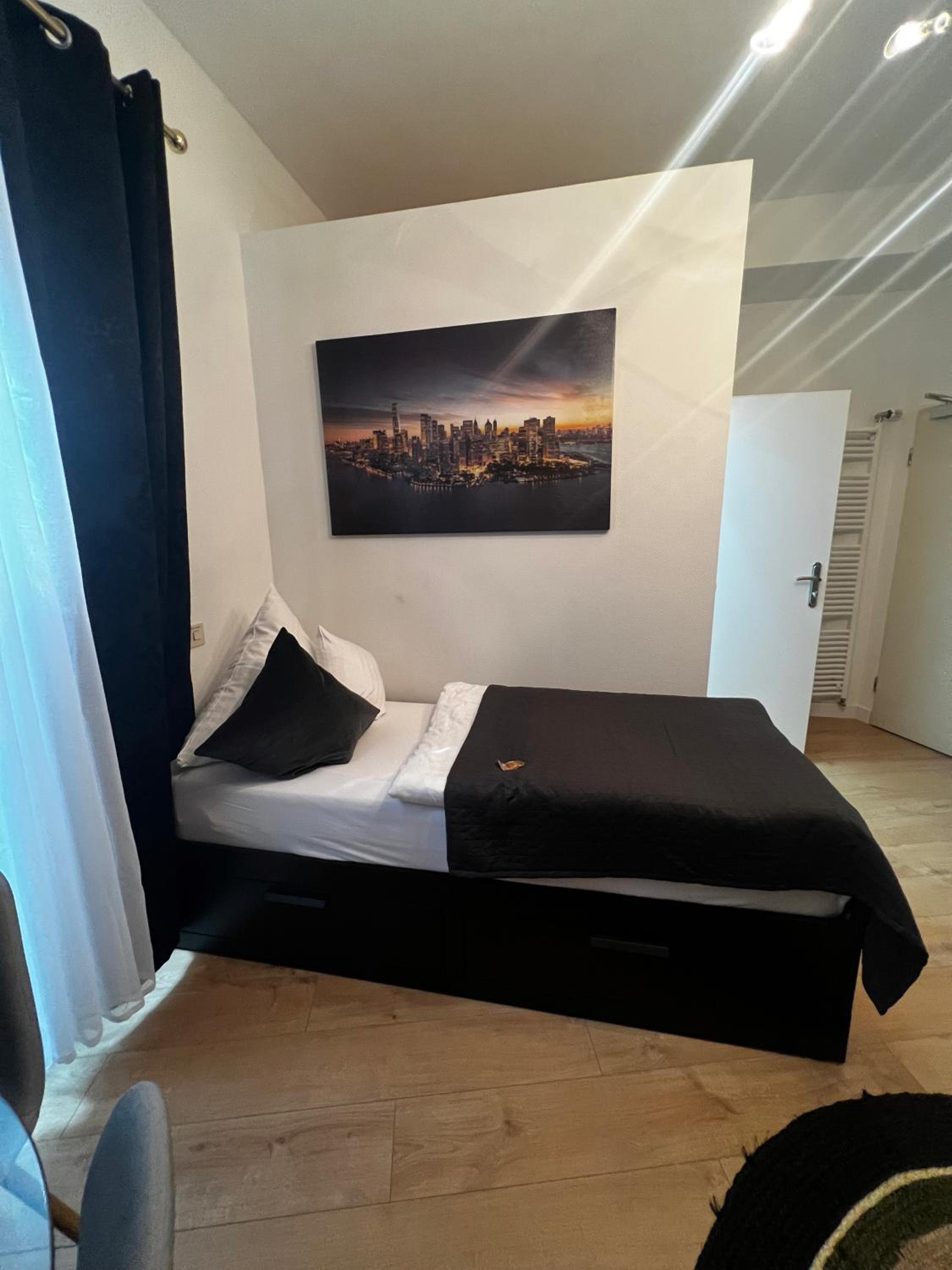 Family suite in the basement photo 3