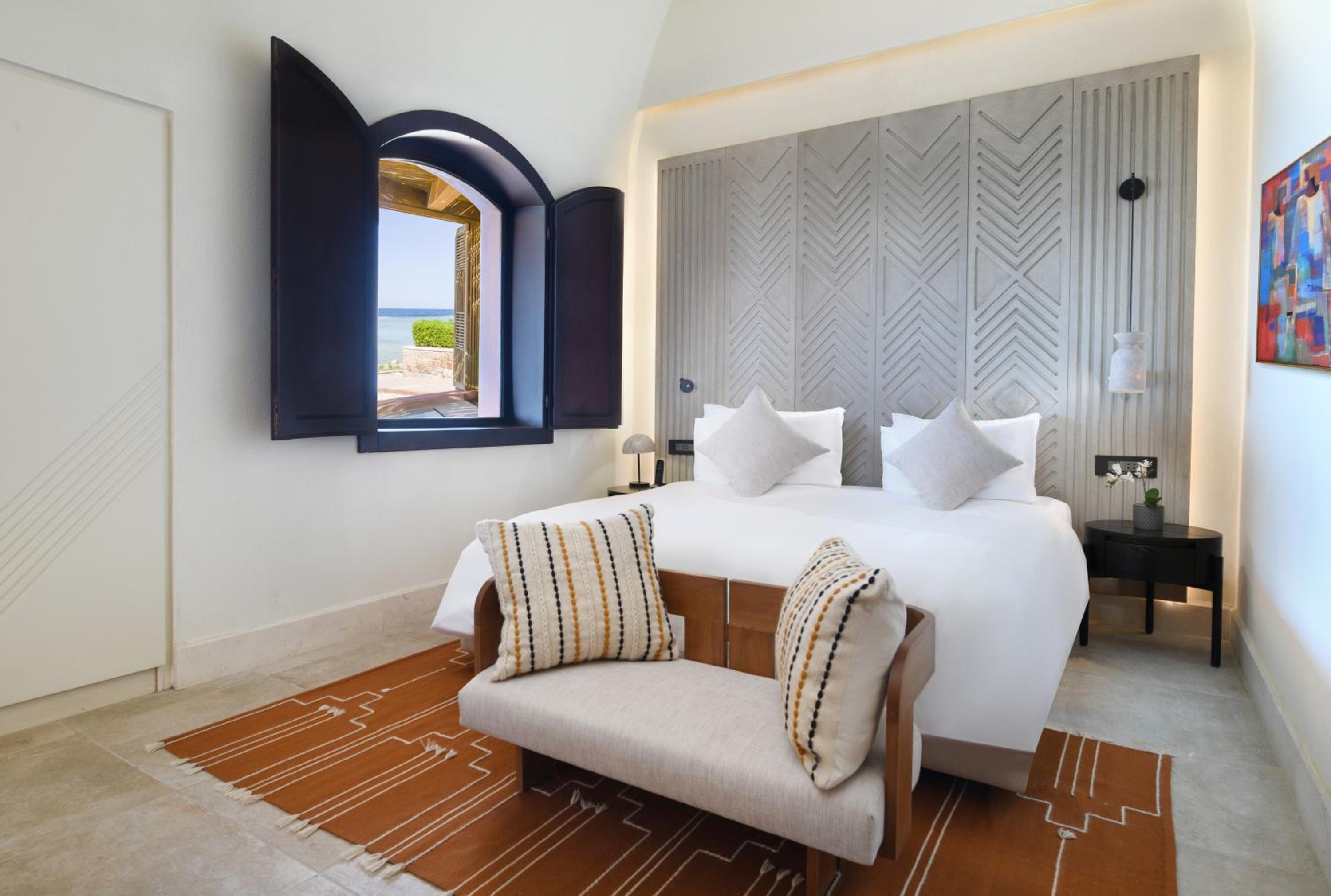 Suite with Sea View - Photo 8