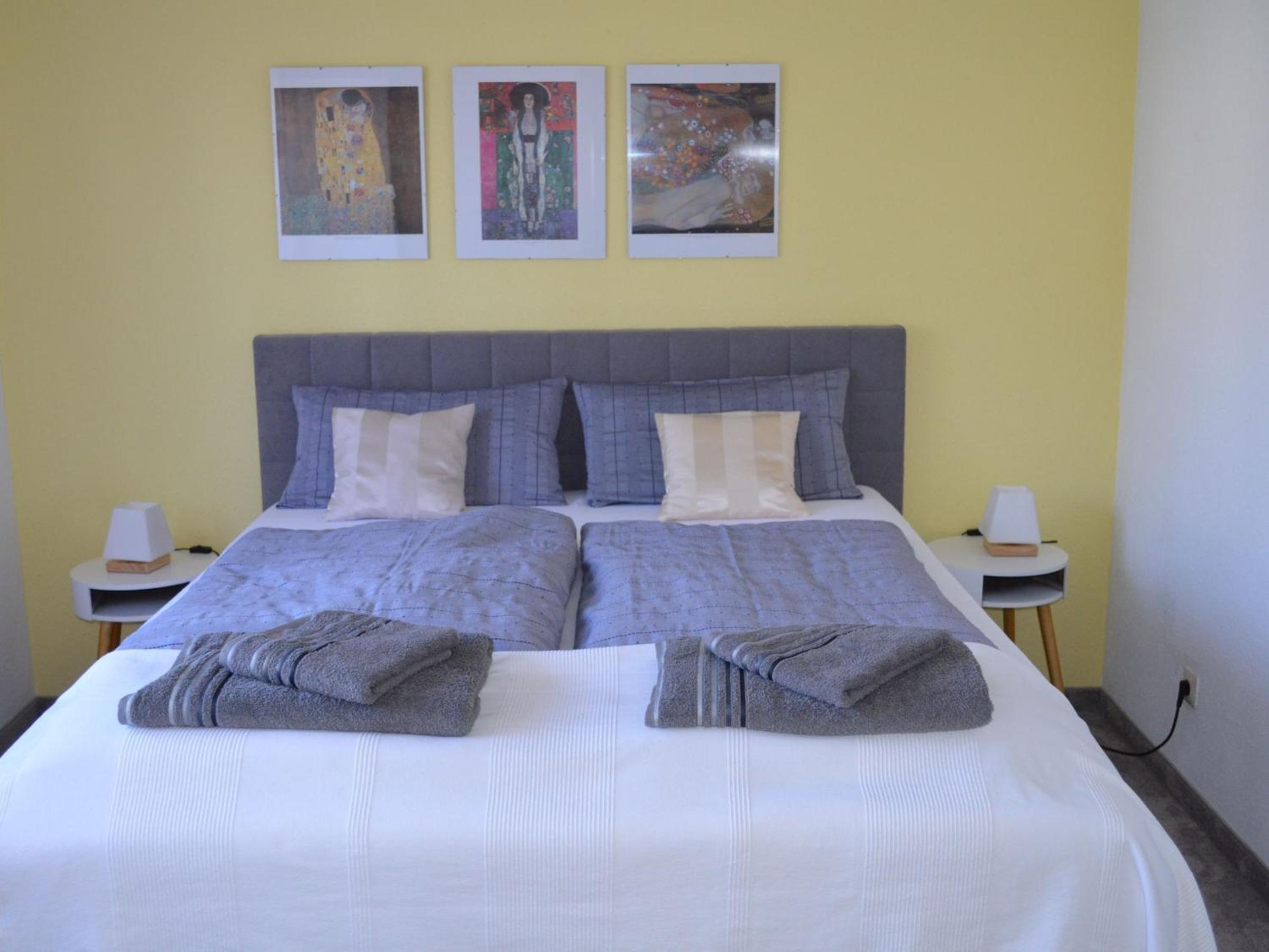 One-Bedroom Apartment with Garden View