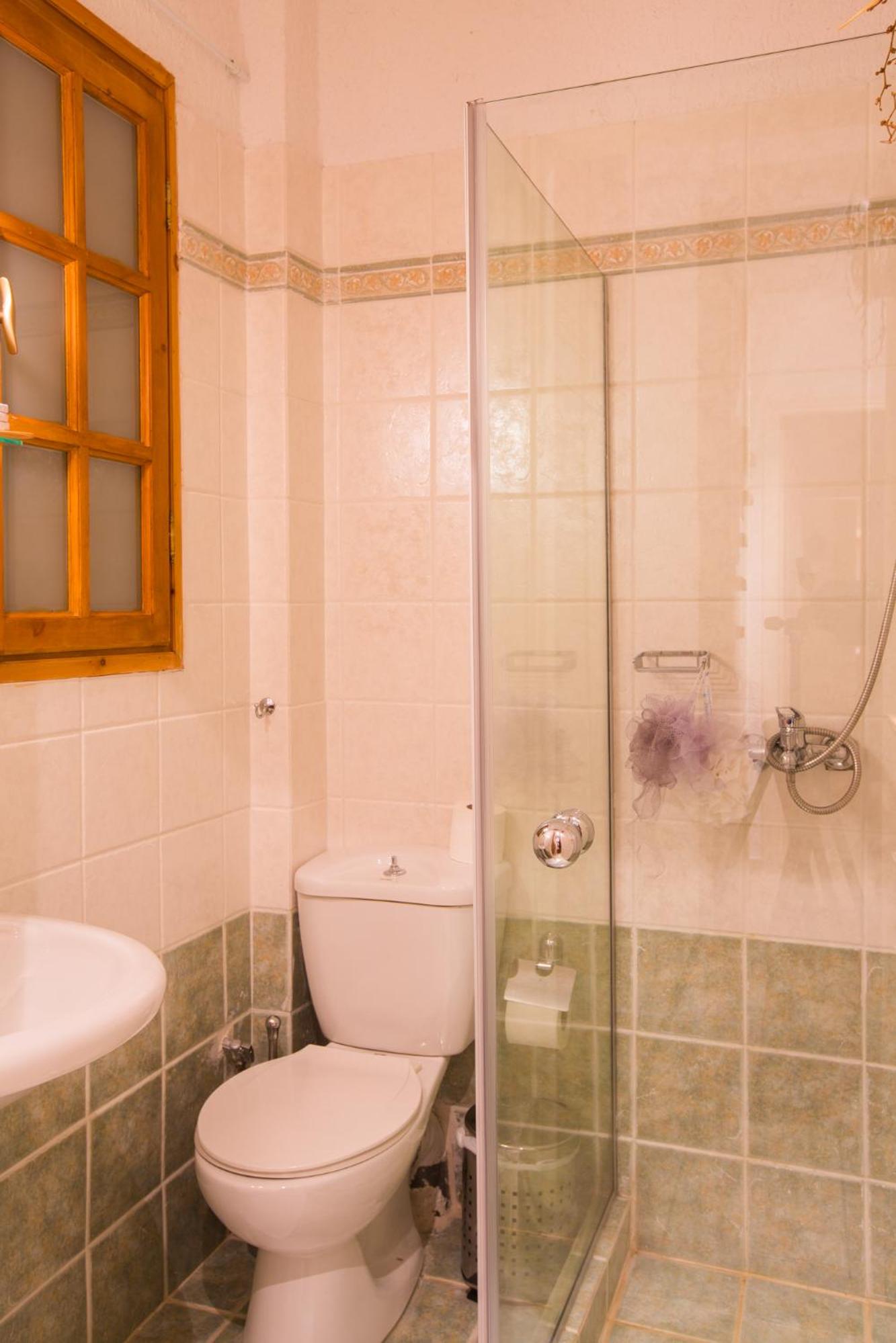 Four-Bedroom Villa - Photo 2