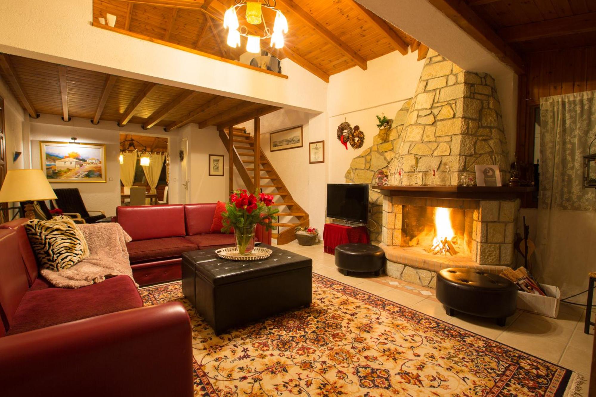 Four-Bedroom Villa - Photo 1