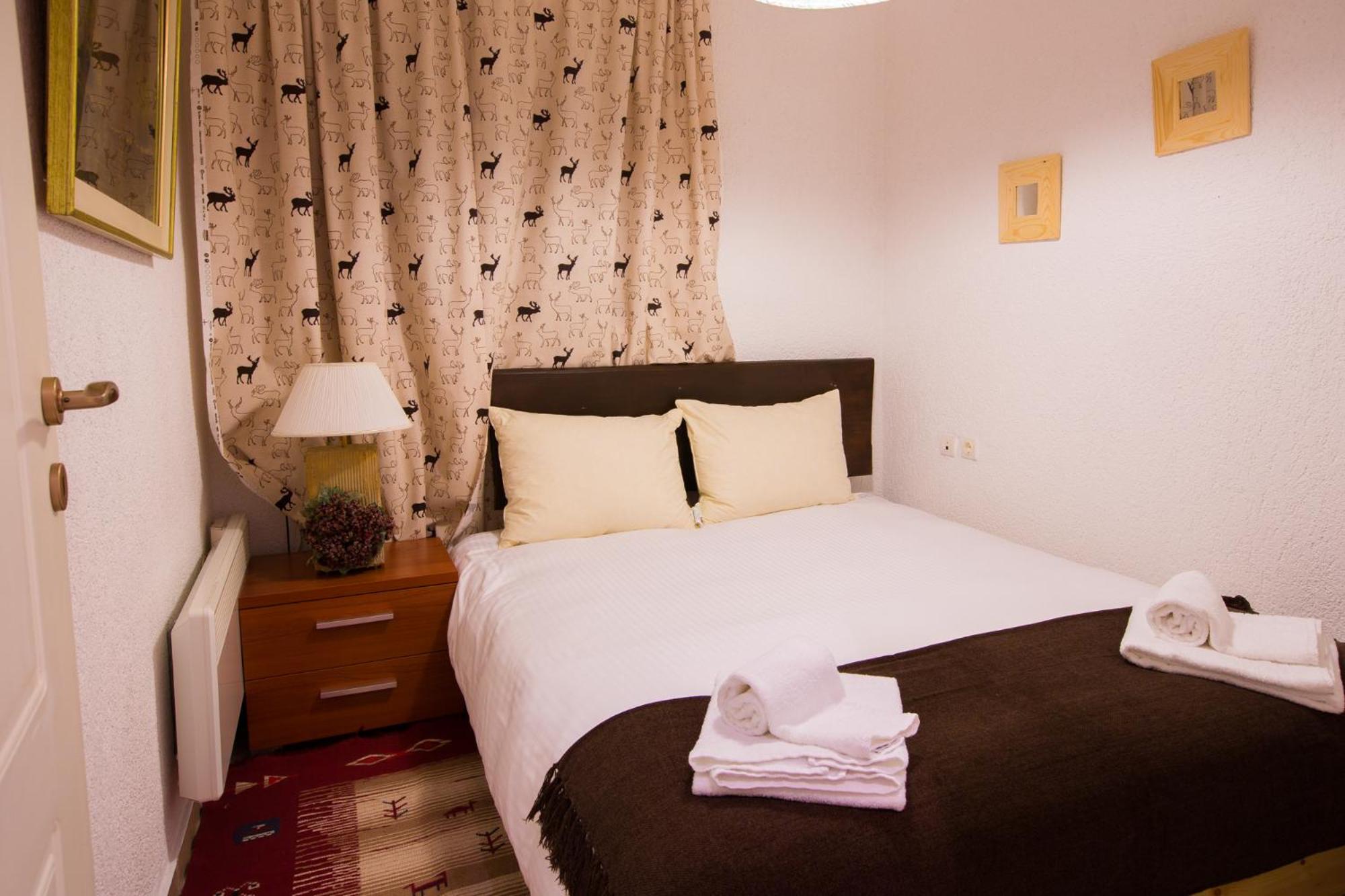 Four-Bedroom Villa - Photo 12