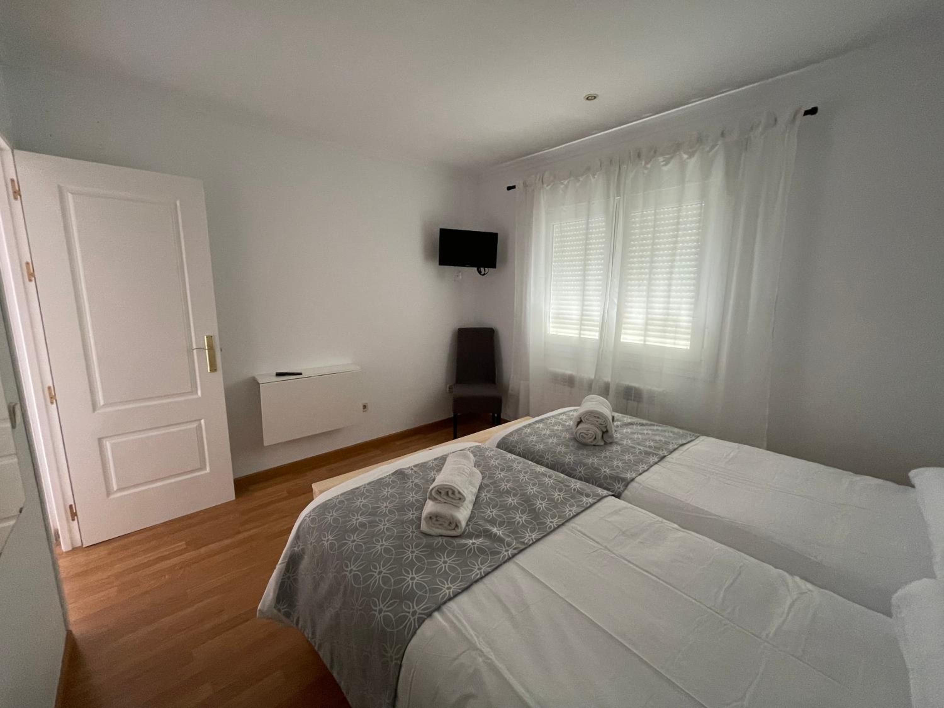 One-Bedroom Apartment photo 3