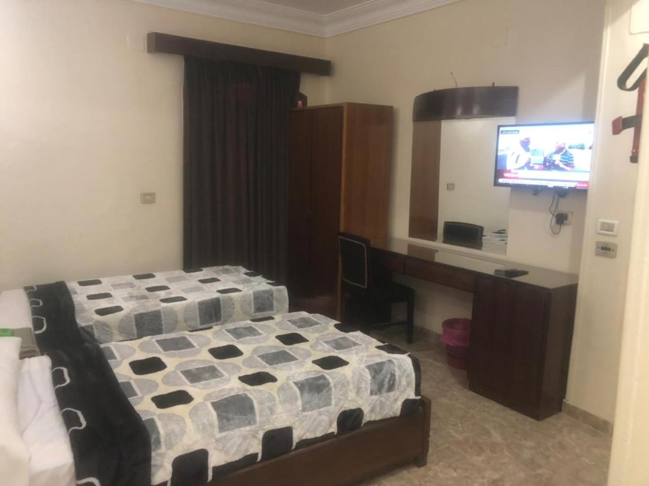 Budget Double or Twin Room - Photo 3