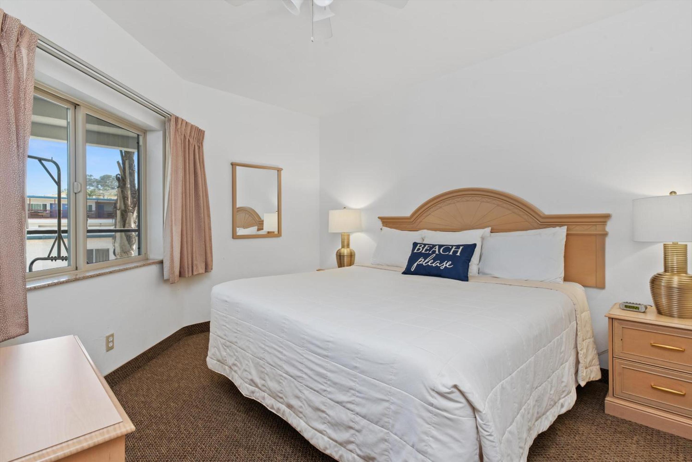 King Suite with Ocean View - Photo 8