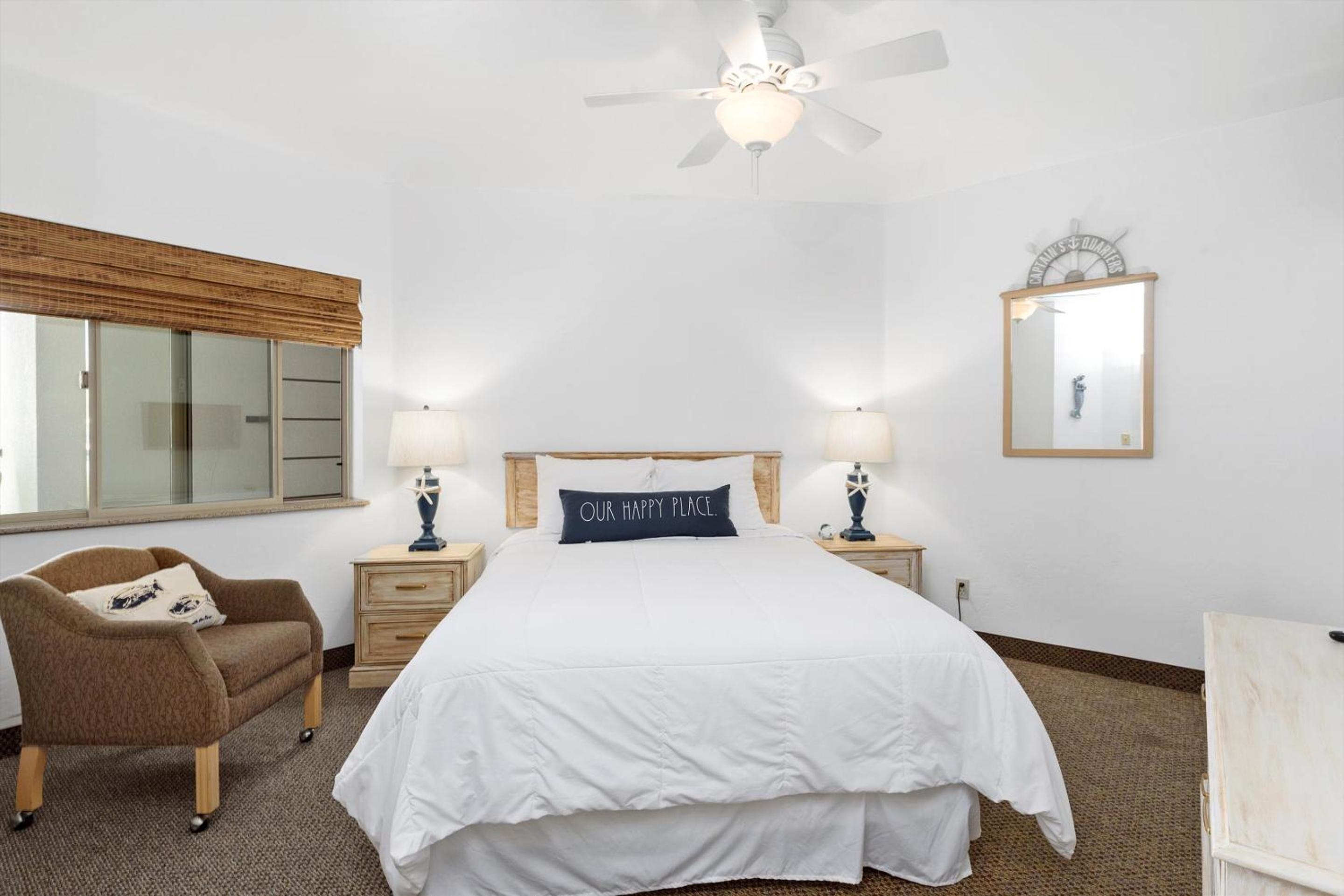 Queen Suite with Ocean View - Photo 5