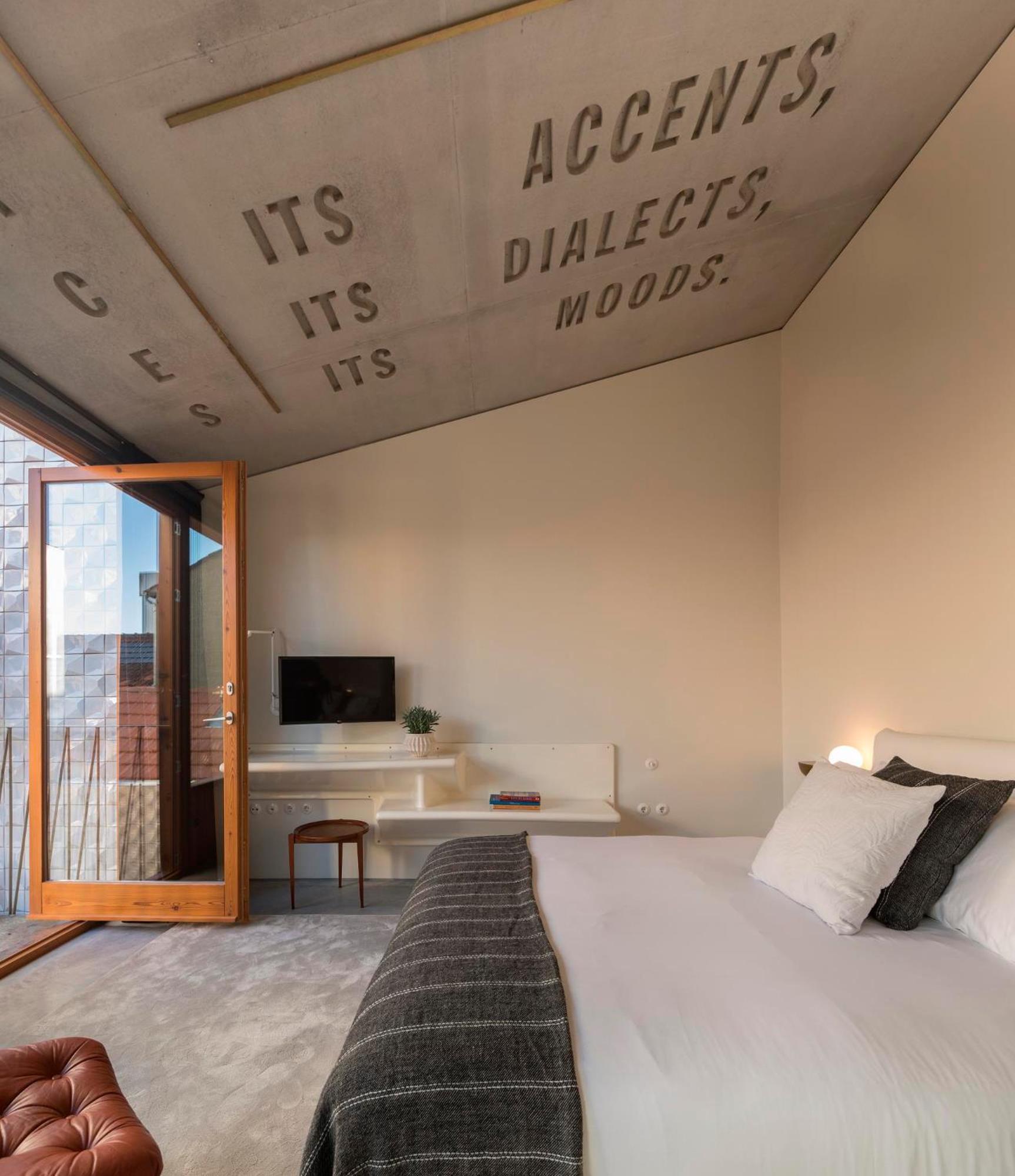 Deluxe Double Room inner Courtyard View - Photo 1