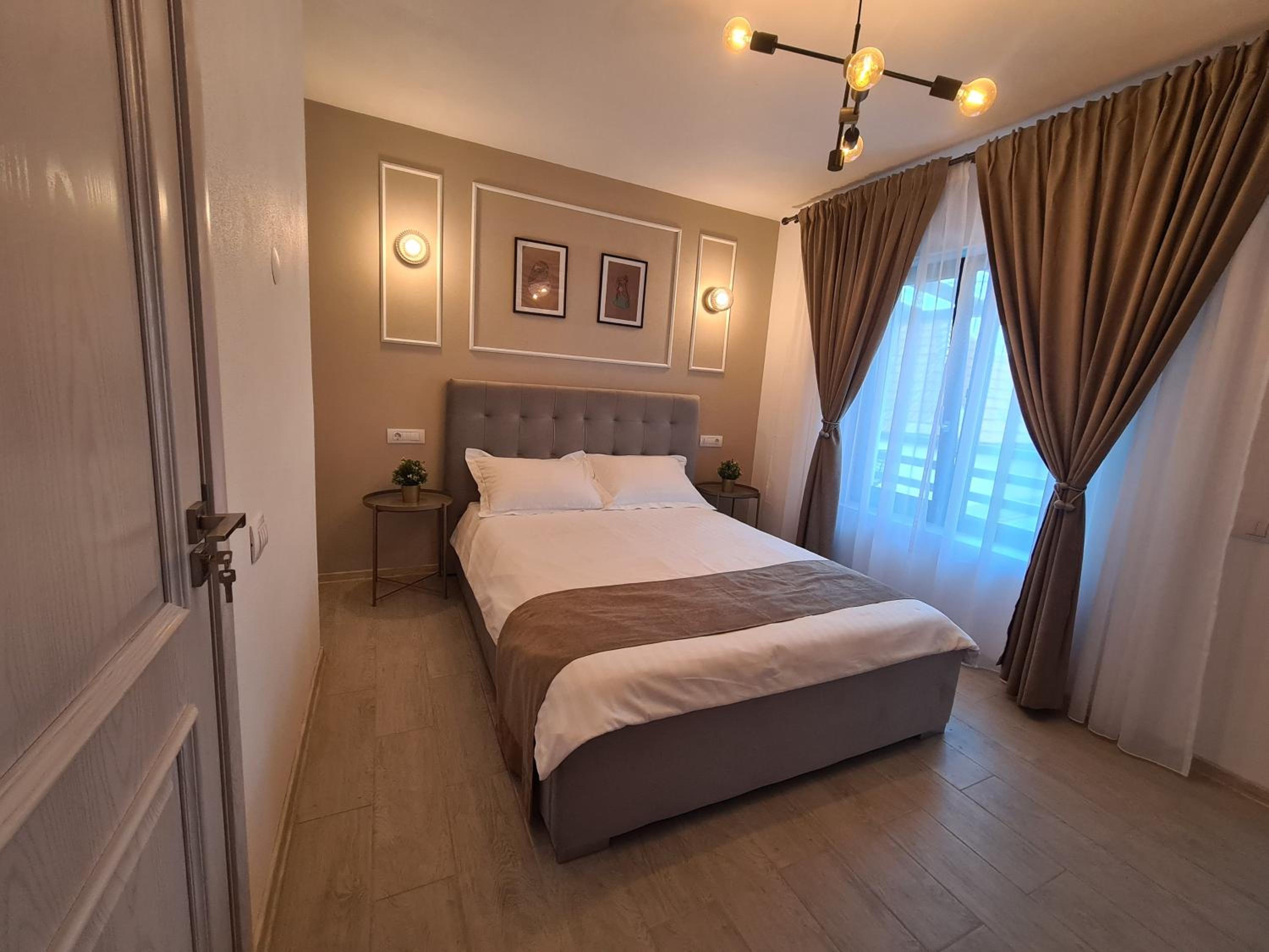 Double Room - Photo 1