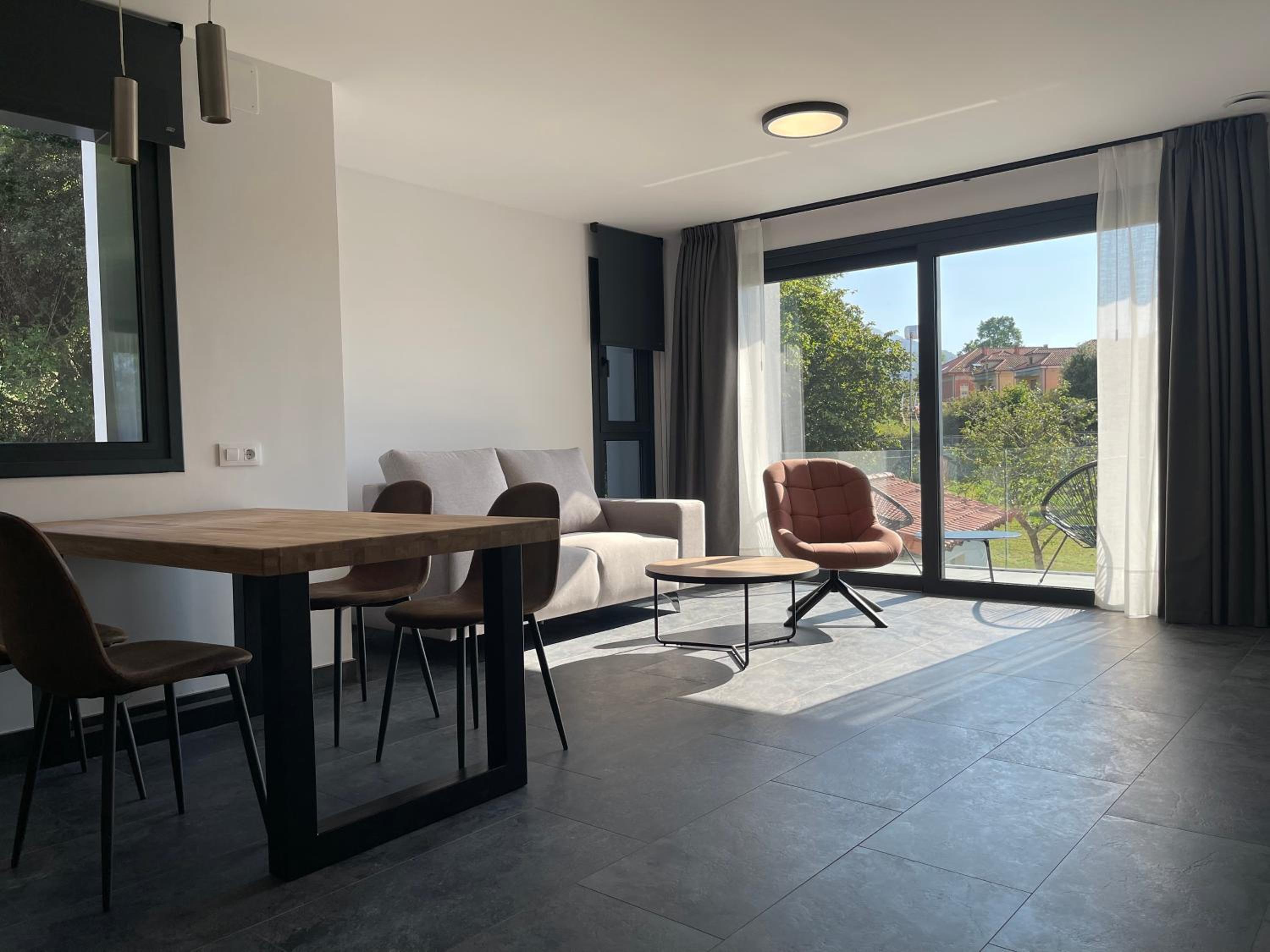 Apartamento con Terraza