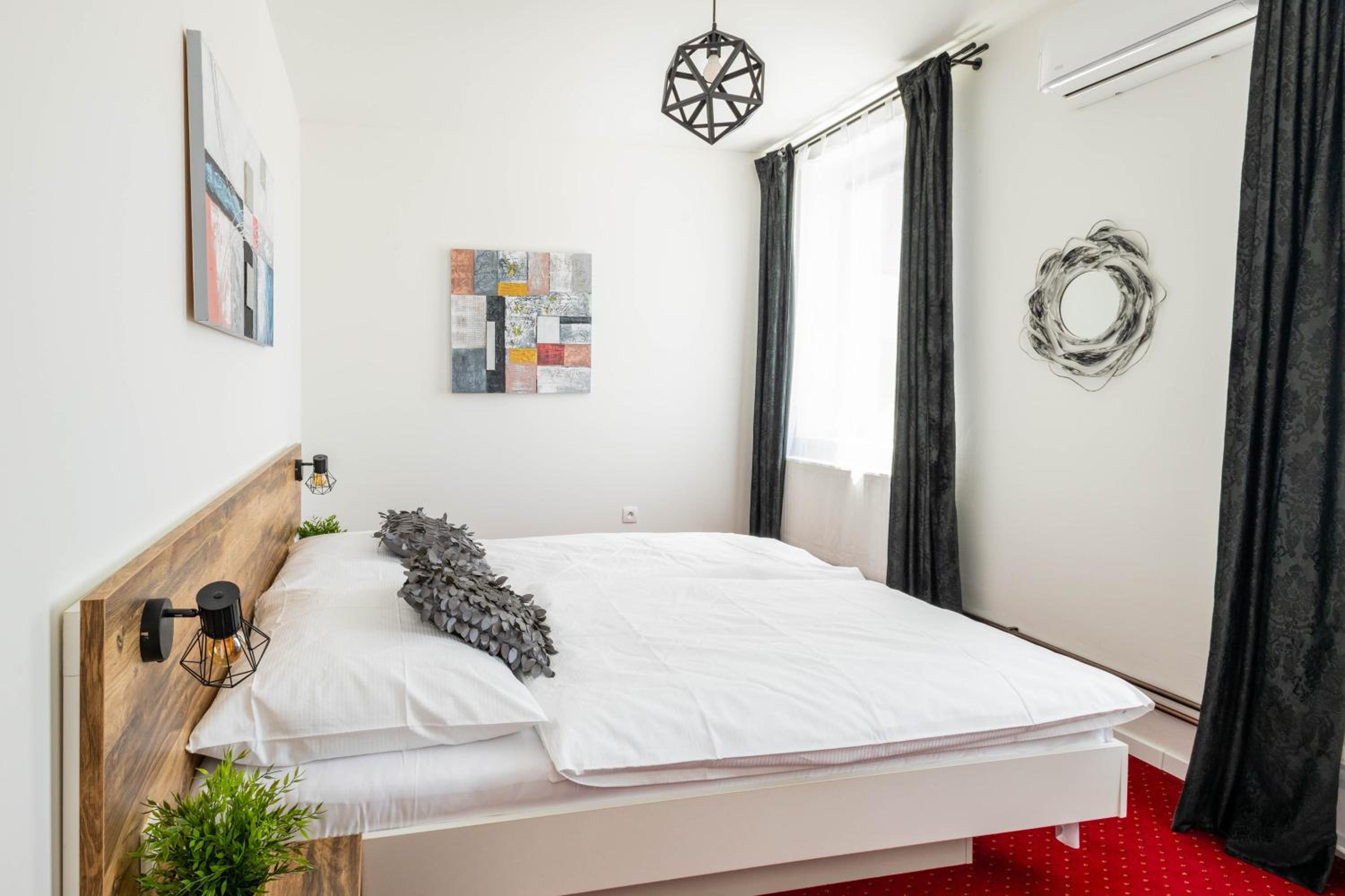 Two-Bedroom Apartment - Photo 8