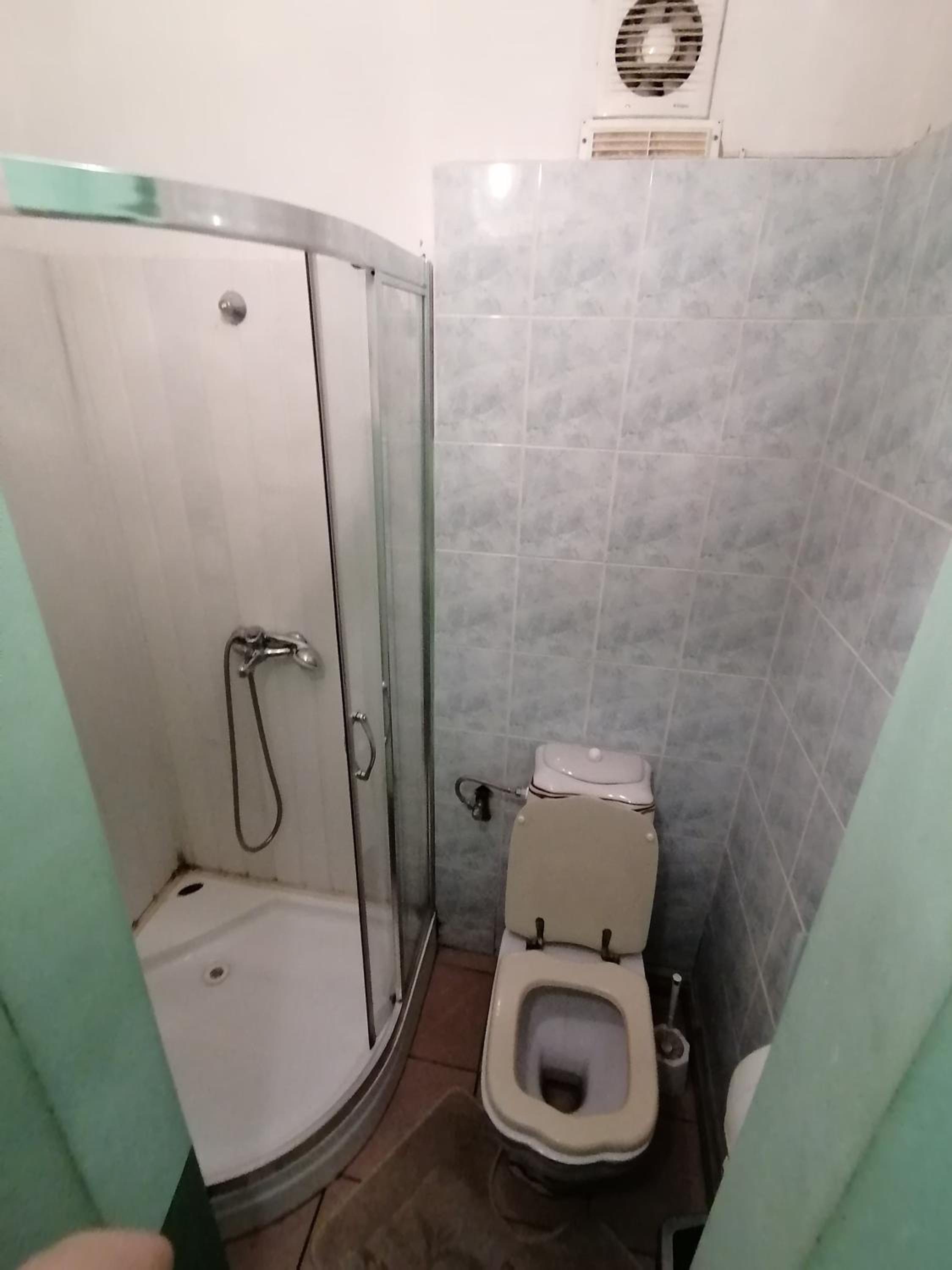 Three-Bedroom Apartment - Photo 3