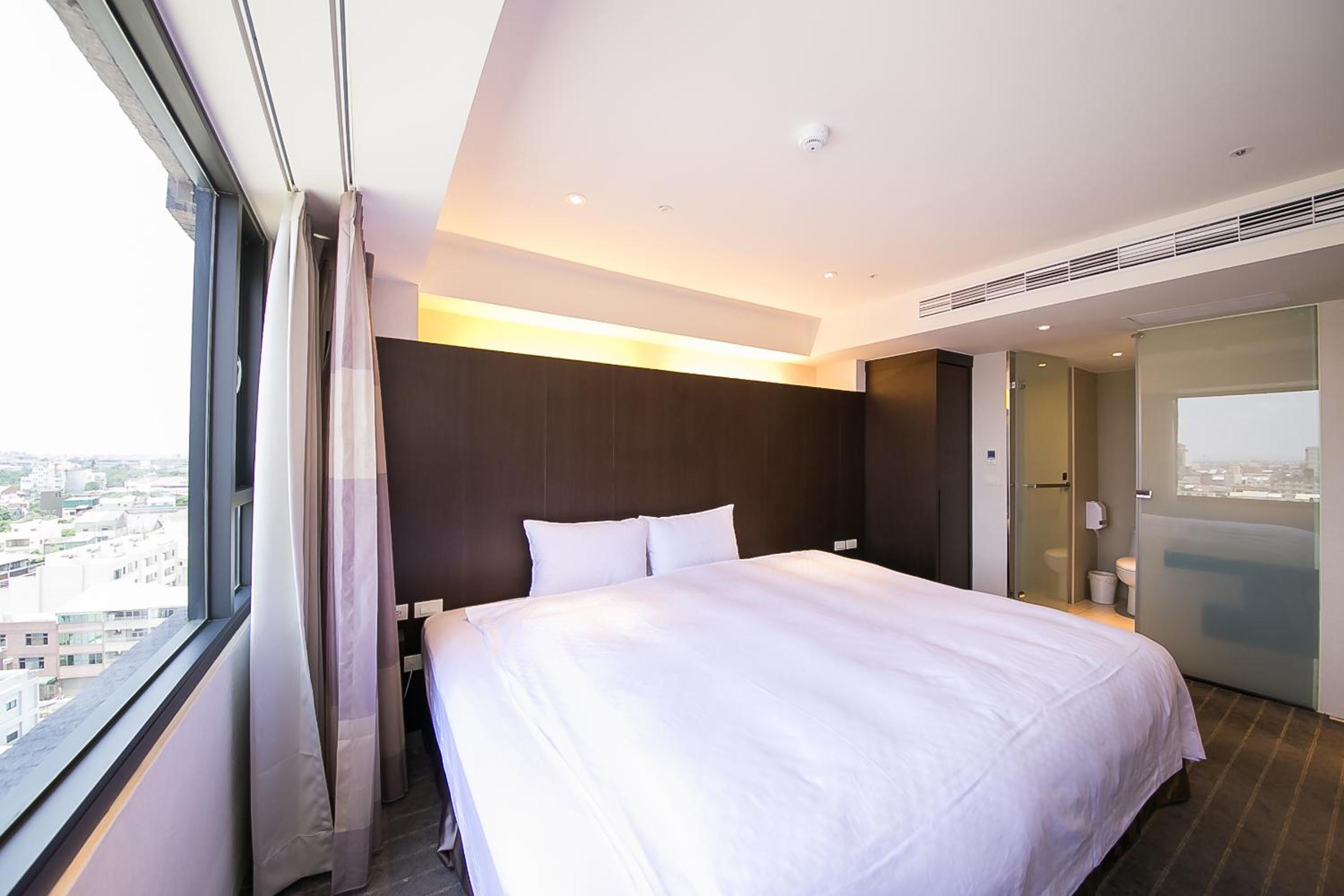 Small Double Room photo 2