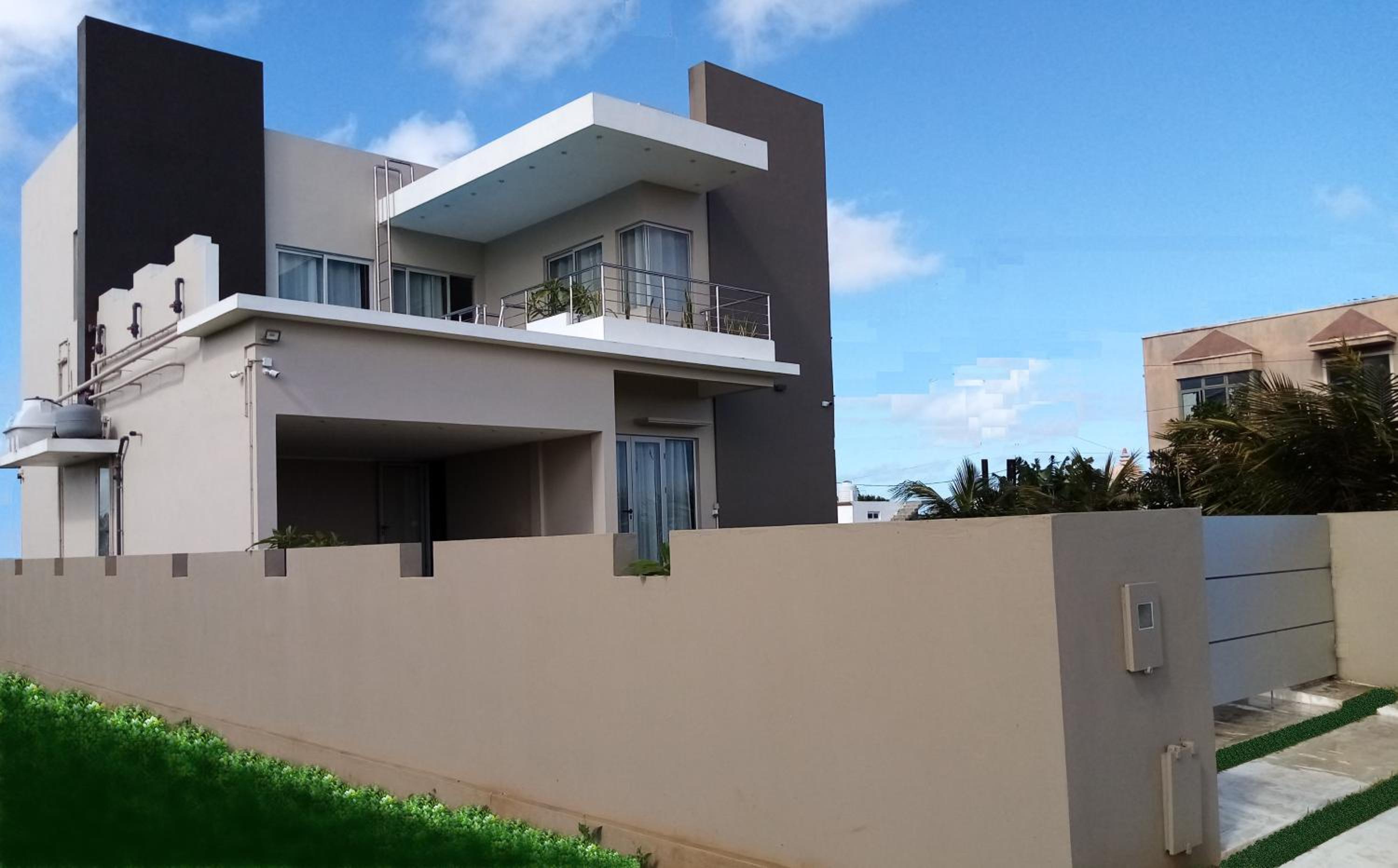 Villa with Private Pool - Photo 11