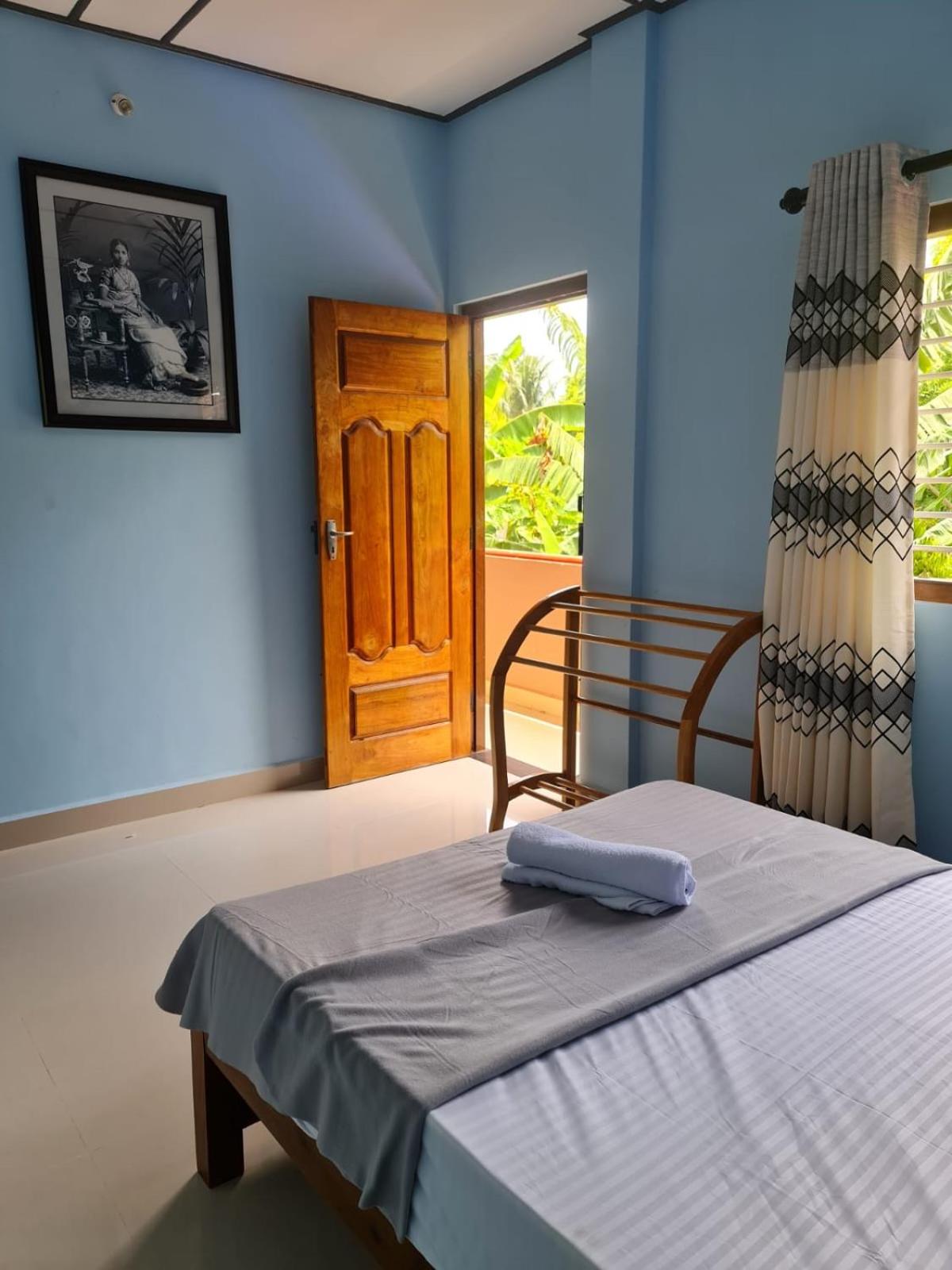 Two-Bedroom House photo 2