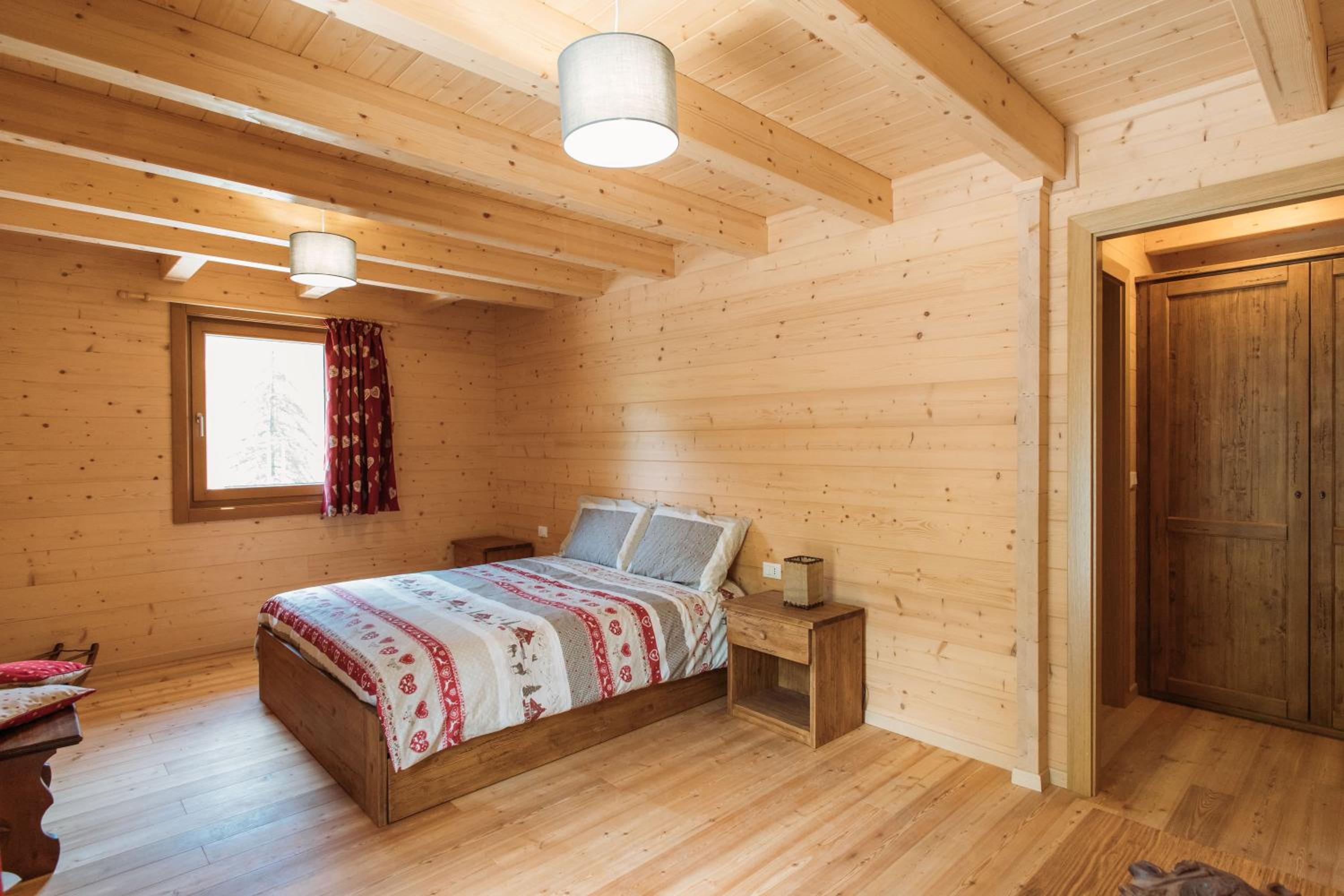 Quadruple Room with Private Bathroom photo 2