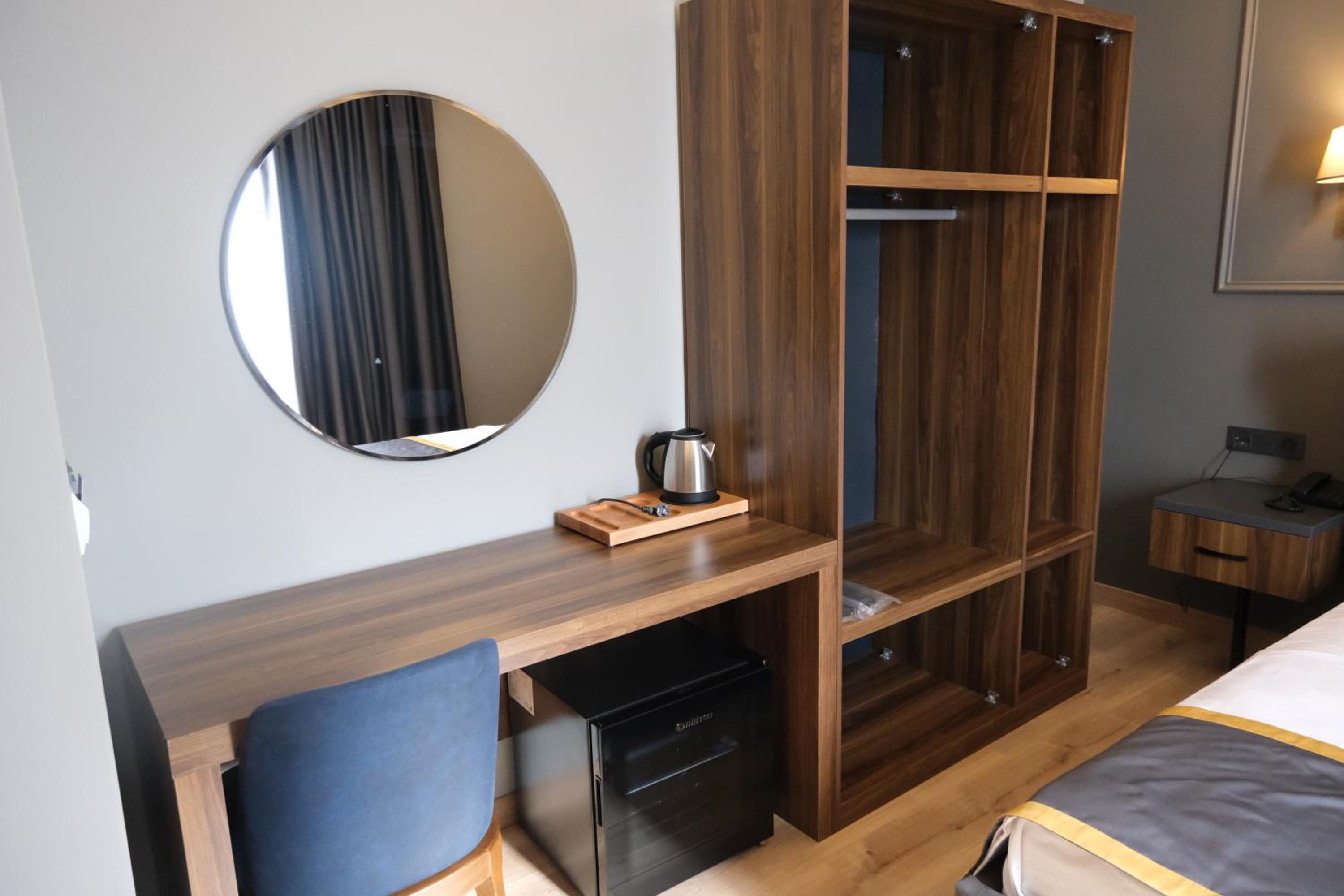 Standard Double Room - Photo 5