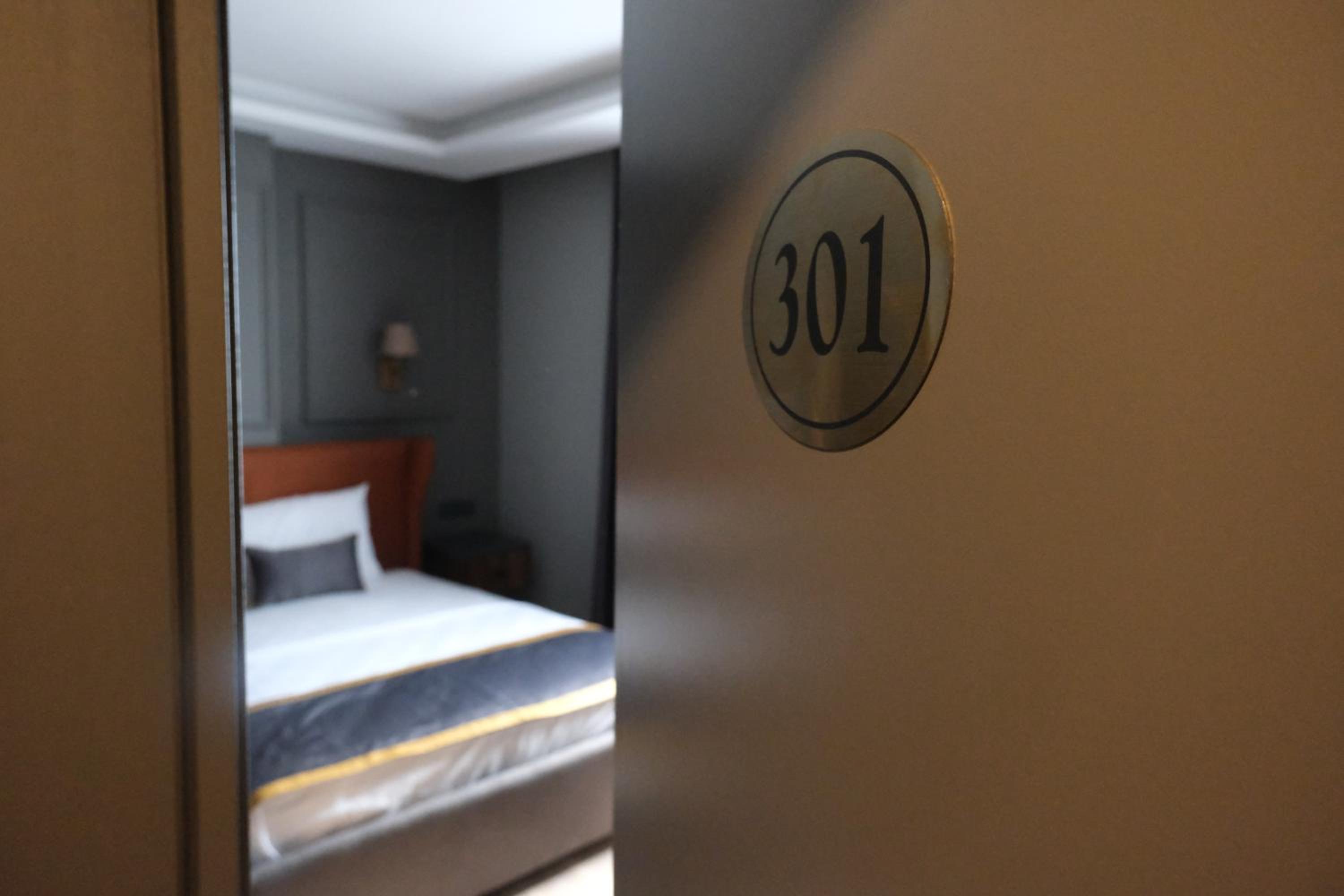 Classic Triple Room - Photo 1