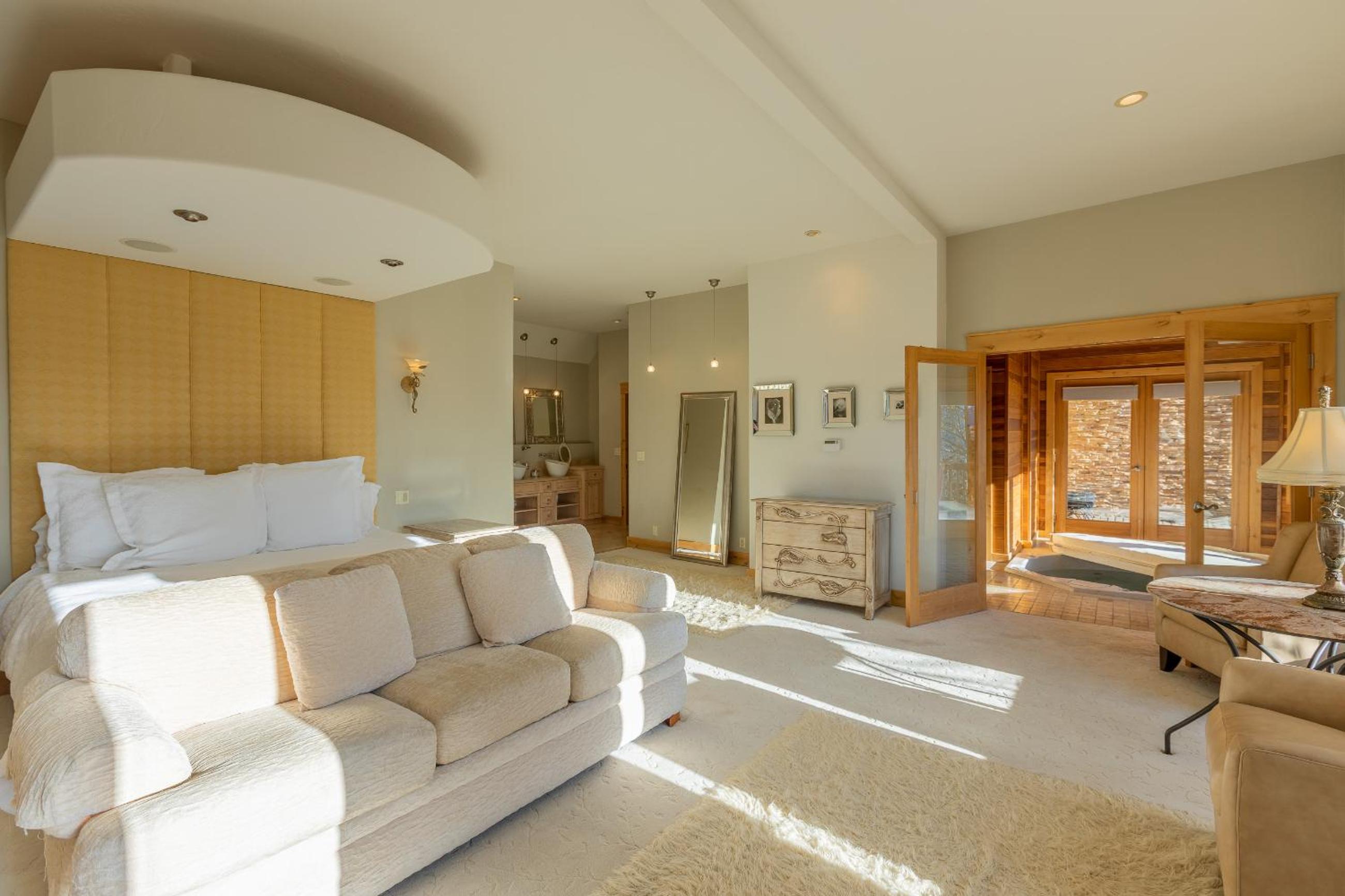 King Suite