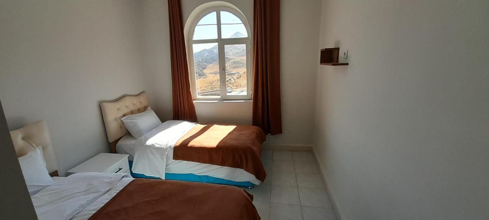 Standard Double or Twin Room photo 1