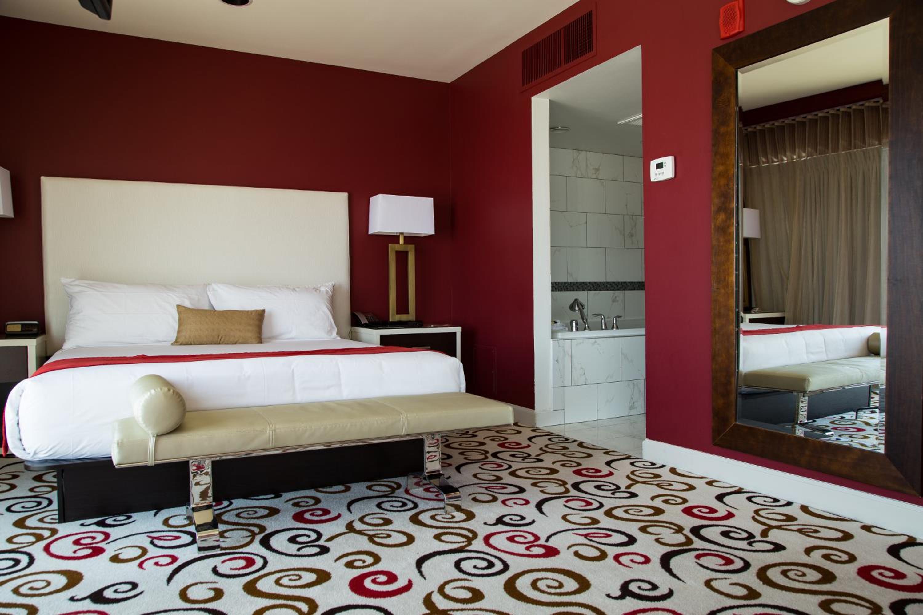City Suite King - Photo 2