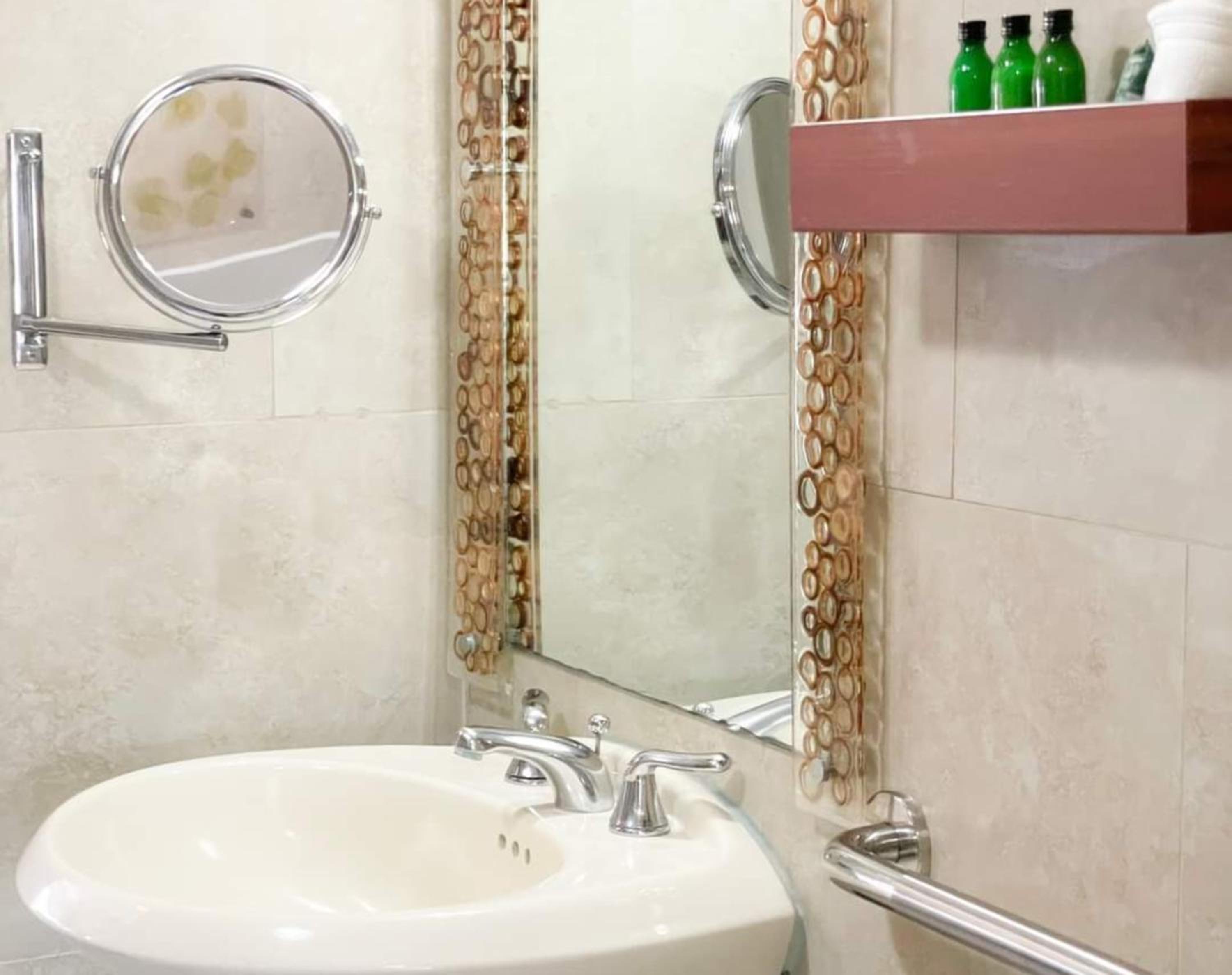 Accessible Rooms - Photo 4