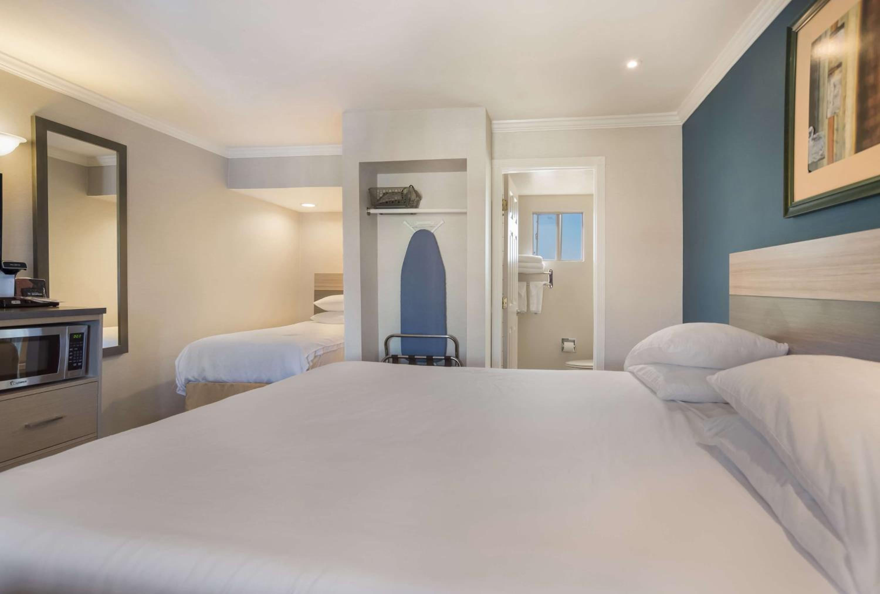 Triple Room - Photo 1